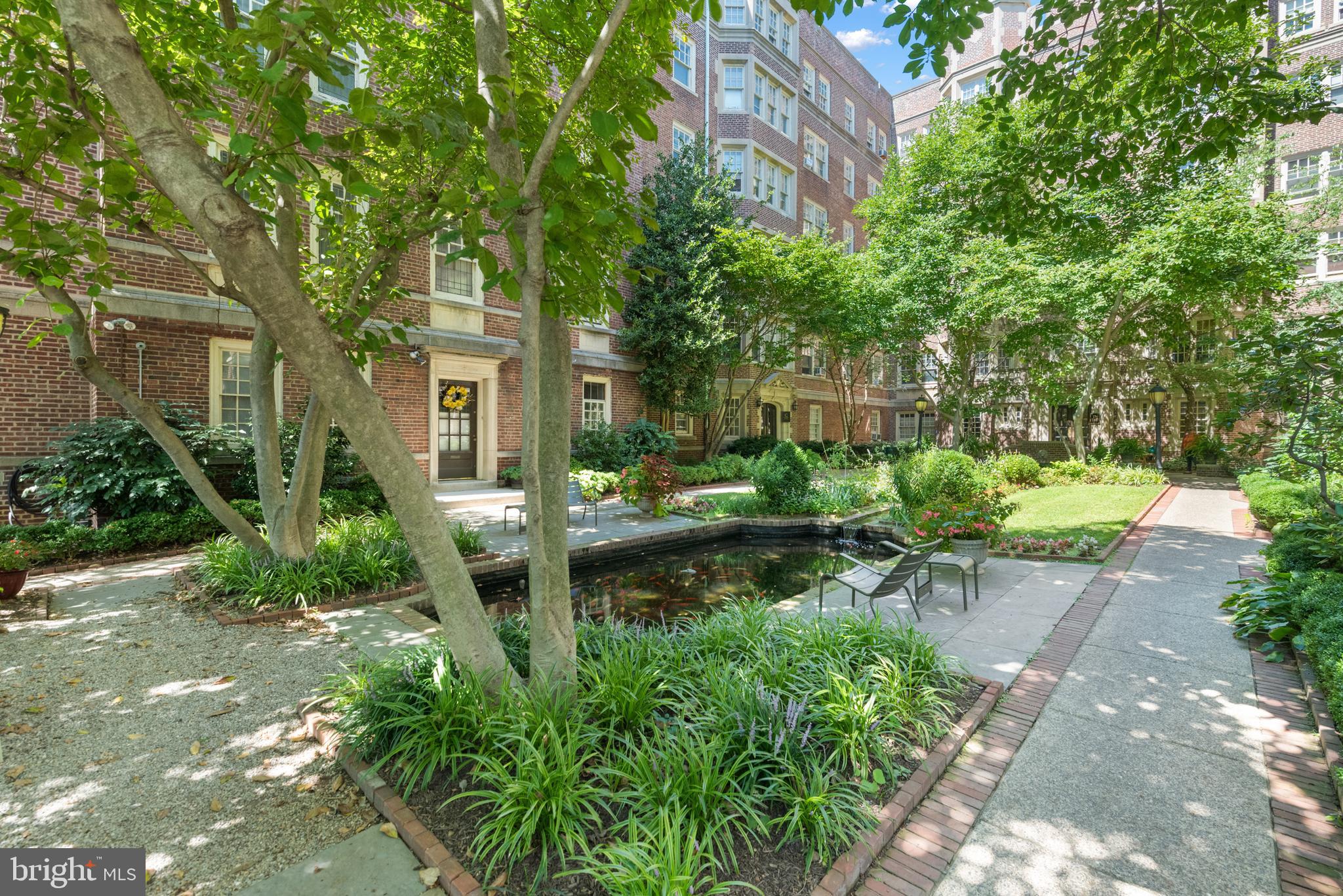 UNIVERSITY CITY - Residential