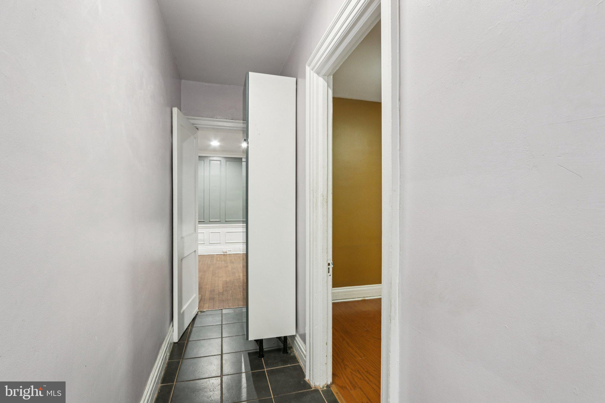 UNIVERSITY CITY - Residential