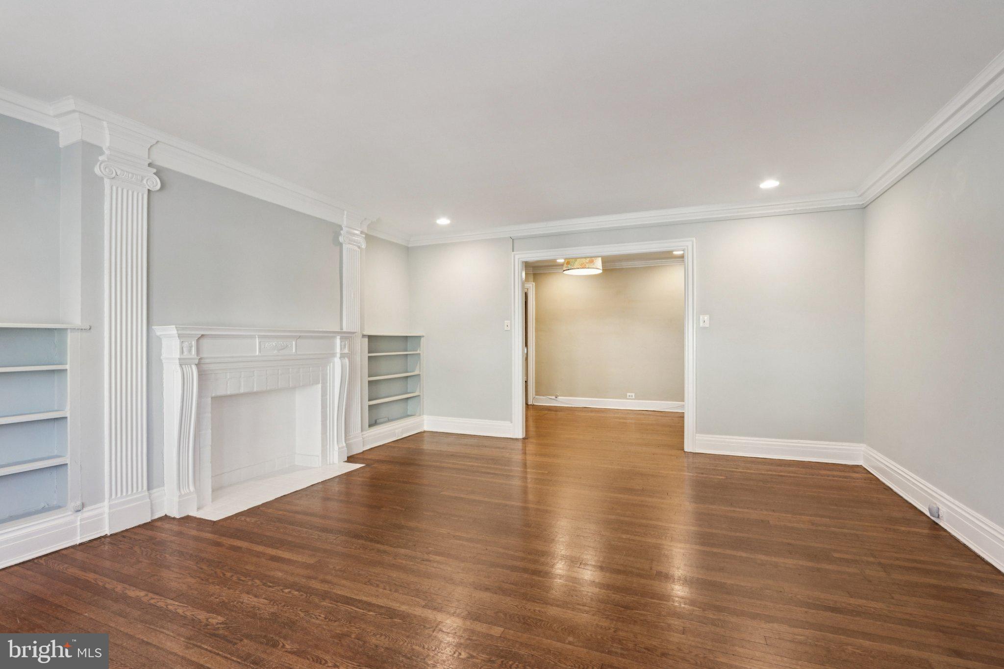 UNIVERSITY CITY - Residential