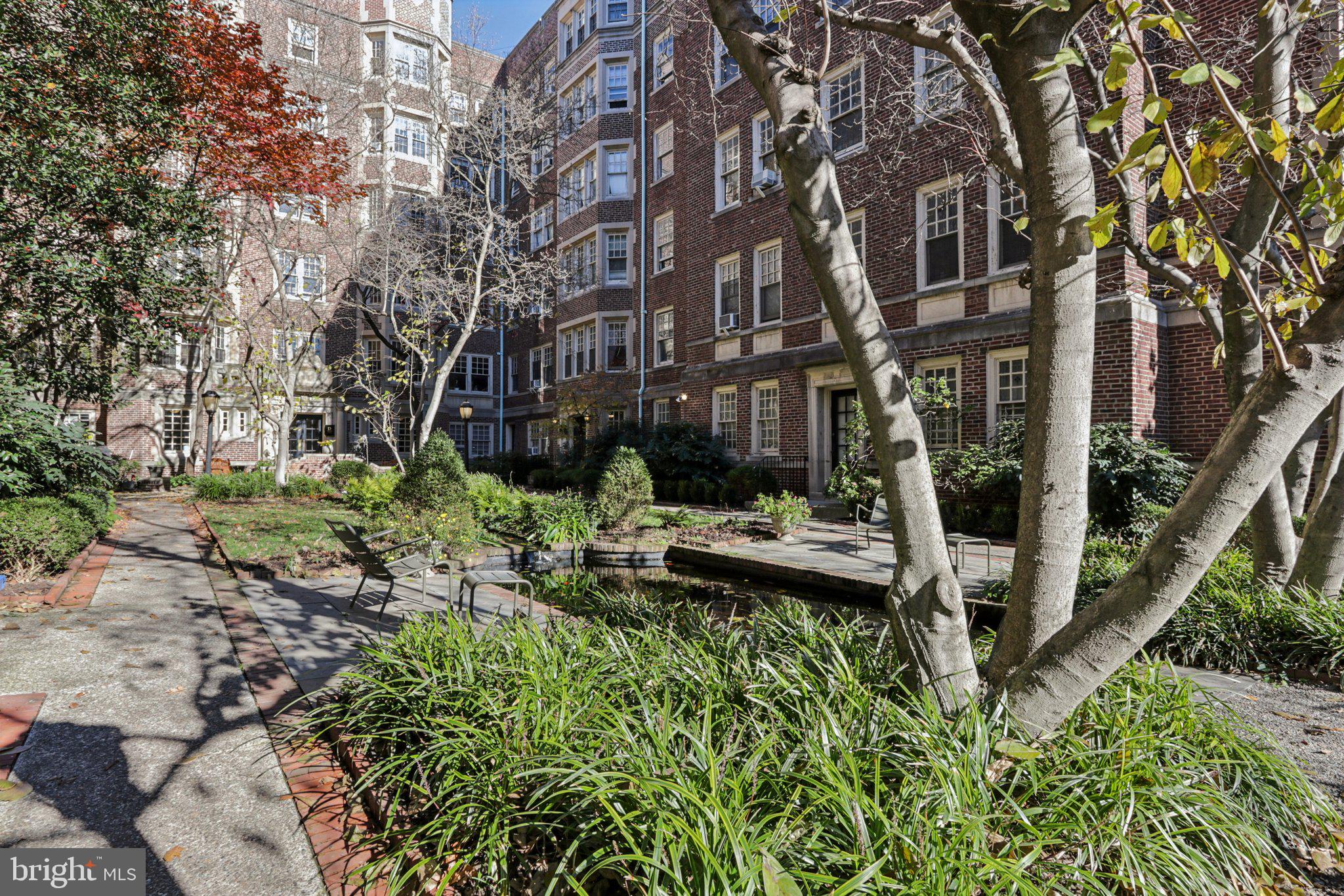 UNIVERSITY CITY - Residential