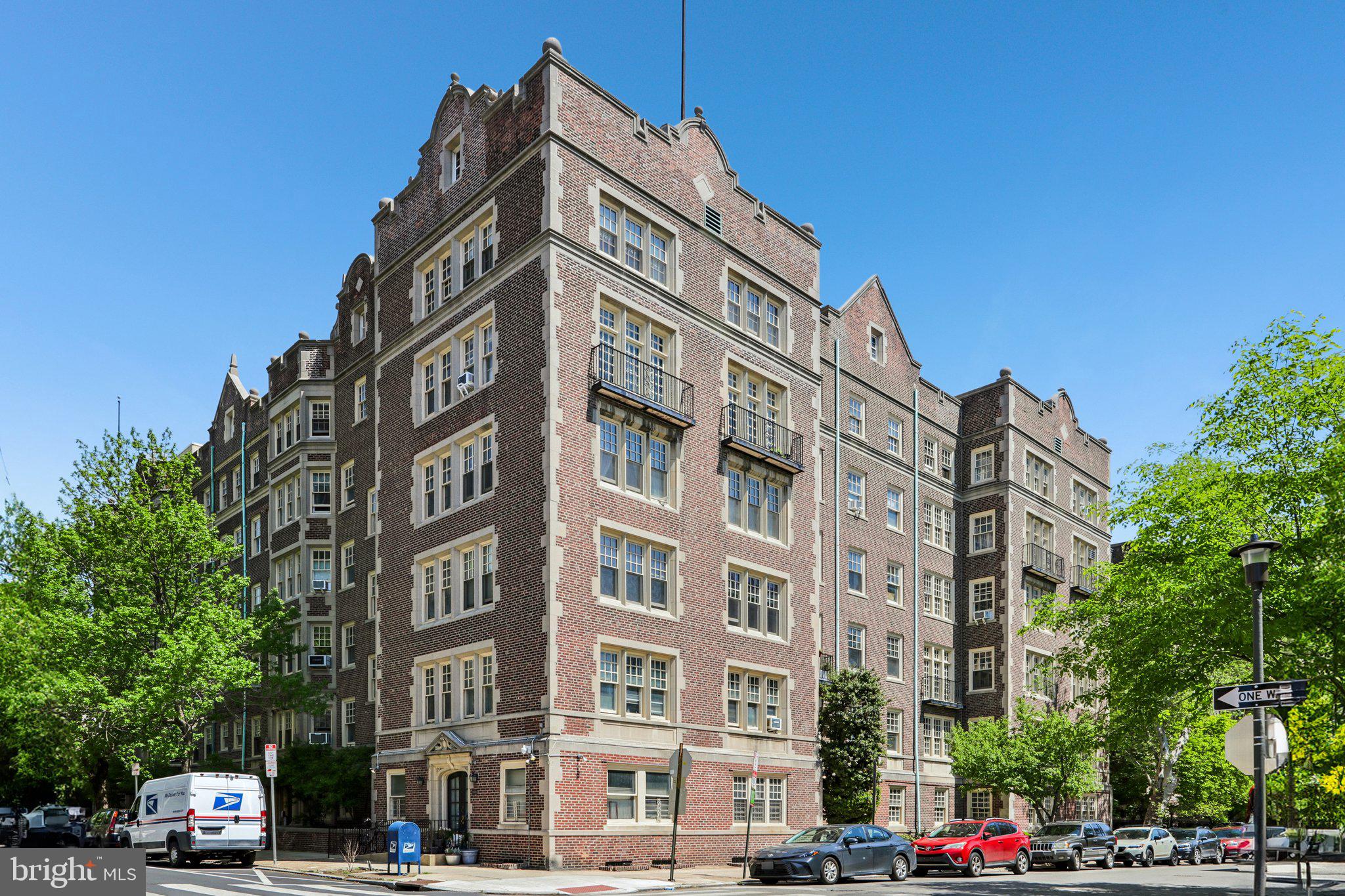 UNIVERSITY CITY - Residential