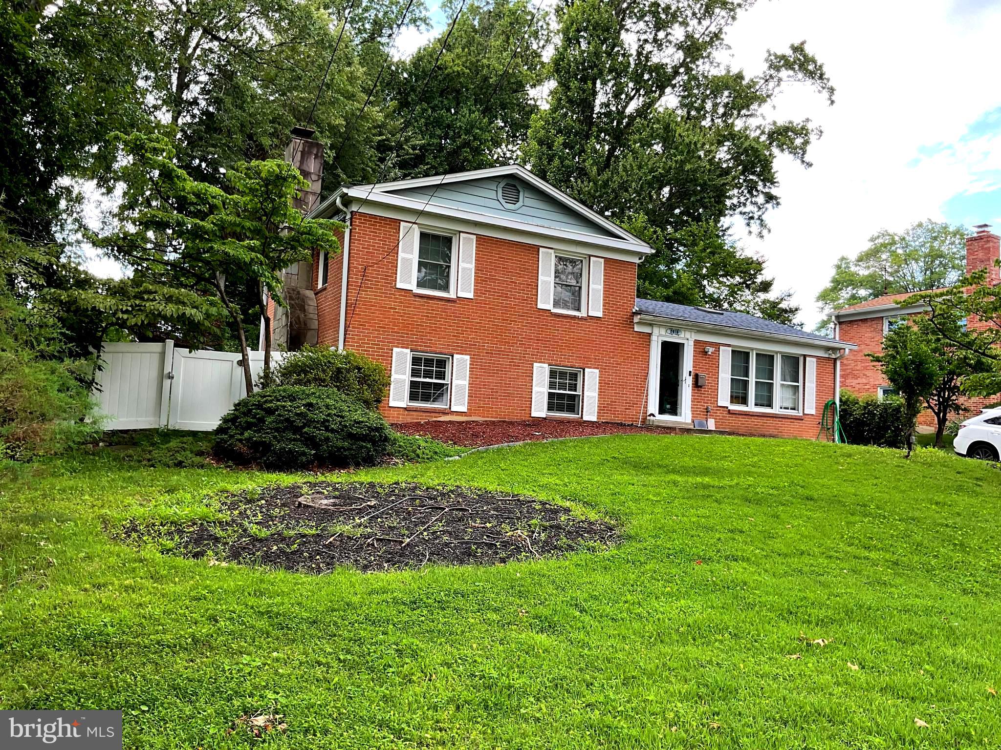 *************LOCATION, LOCATION, LOCATION****************A must-see single-family home in Silver Spring! This spacious 4-level, 4-bedroom, 3-bathroom all-brick home is ideally situated just off Georgia Avenue in the sought-after Foxhall subdivision, only minutes from the Glenmont Metro and ICC. Highlights include vaulted ceilings on the main level, skylights in the dining area and living room, and a beautifully updated kitchen with appliances just 2 years old. Enjoy an open floor plan with a large sunroom addition, perfect for relaxing or entertaining. Upstairs, you'll find 3 bedrooms and 2 full bathrooms. The finished basement offers a versatile 4th bedroom or office space, a cozy wood-burning fireplace, and another full bathroom. There’s also a lower level that’s fully finished, giving you 4 complete levels of living space! A charming morning room addition adds even more square footage and natural light.
https://youtu.be/WZYzB6TMZ0A?si=g_znx7FQ10qJp5kC