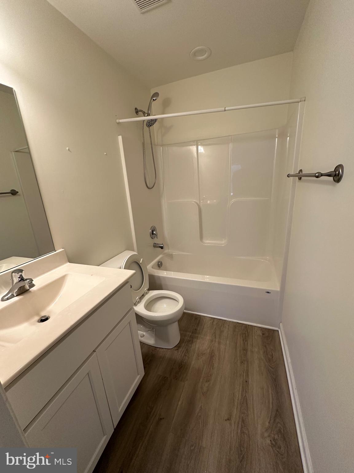 BRIDLE CREEK - Residential Lease