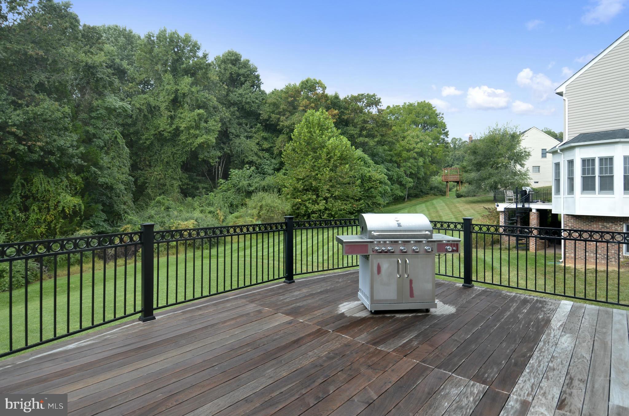 BROWNSTOWN ESTATES - Residential