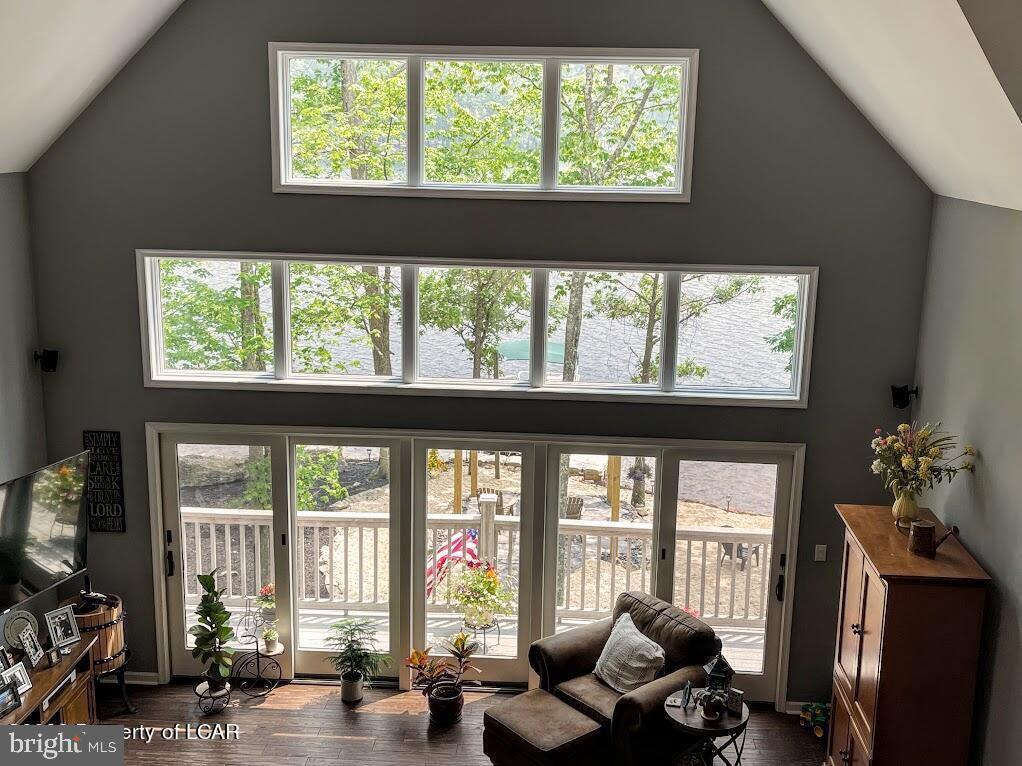 EAGLE ROCK RESORT - Residential