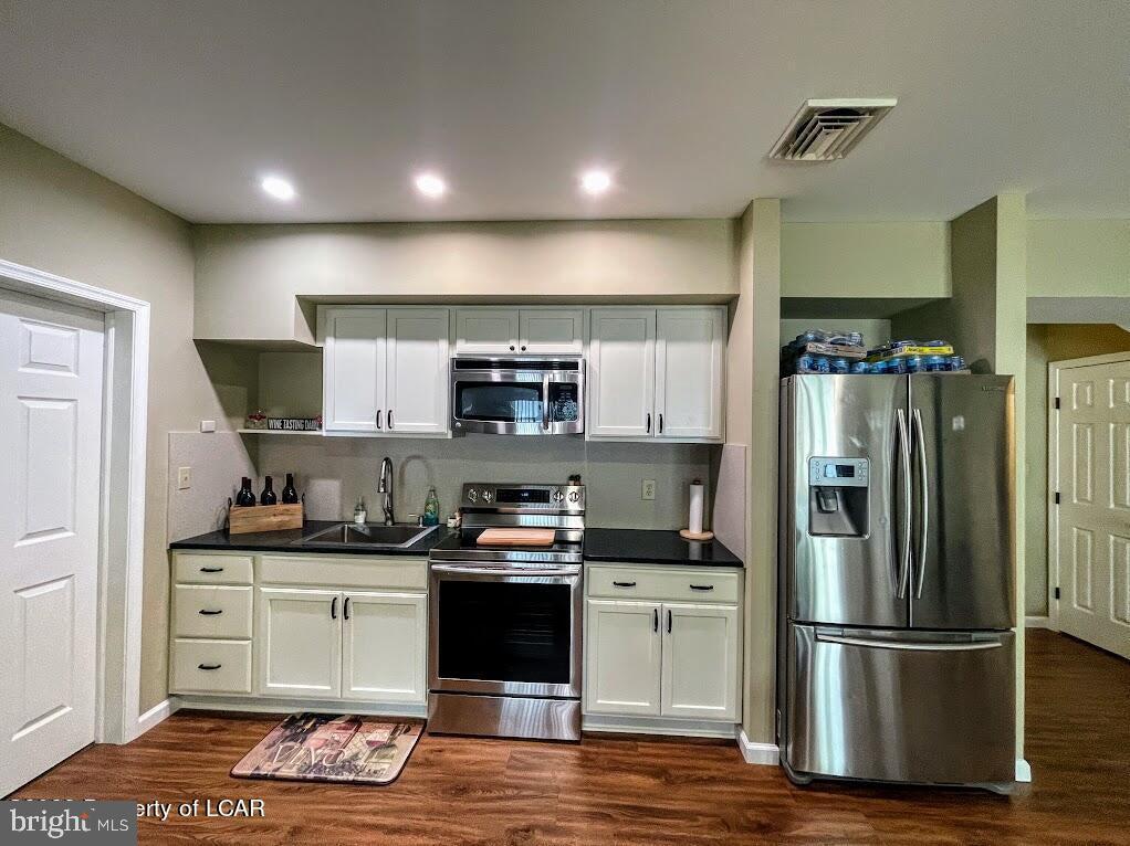 EAGLE ROCK RESORT - Residential