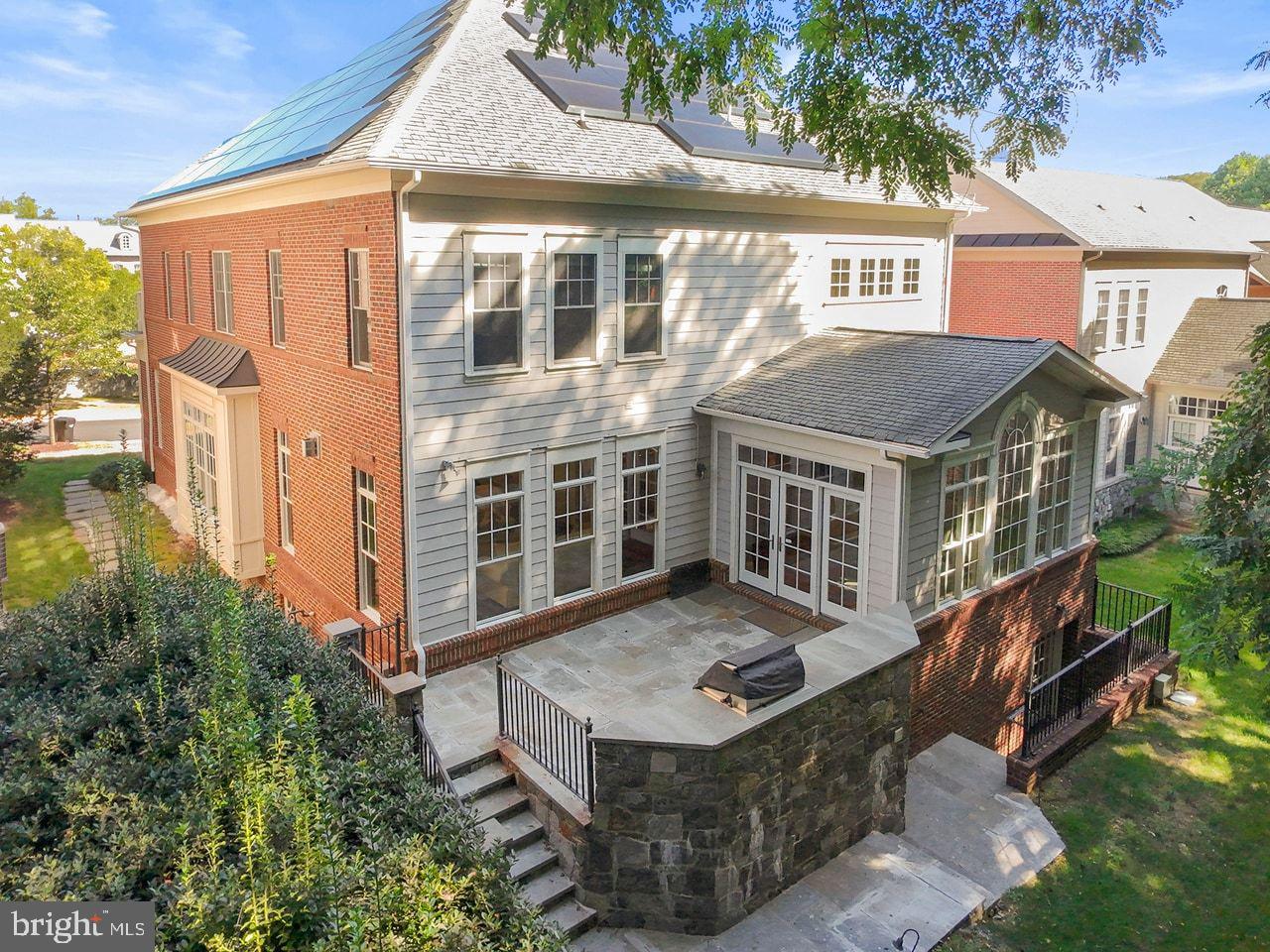 STOCKWELL MANOR - Residential