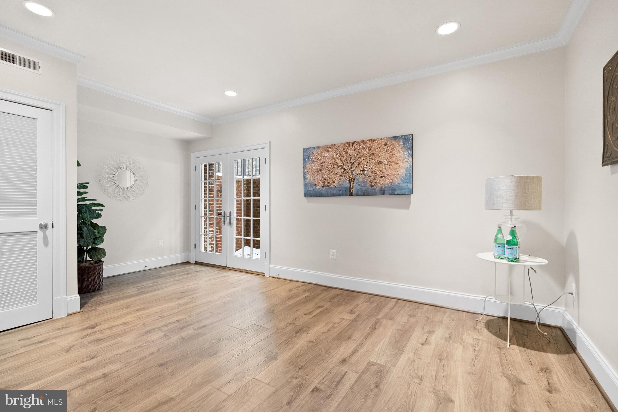 STOCKWELL MANOR - Residential