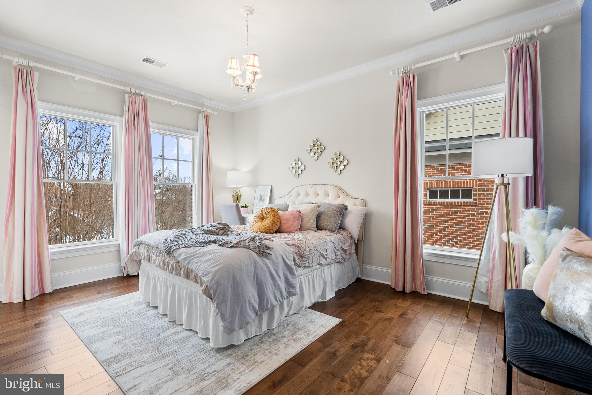 STOCKWELL MANOR - Residential