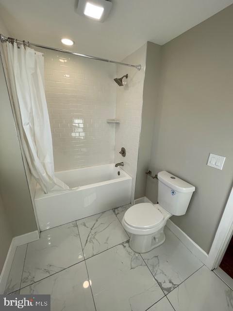 LOWER MOYAMENSING - Residential Lease