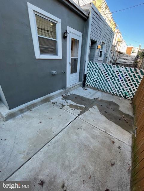 LOWER MOYAMENSING - Residential Lease