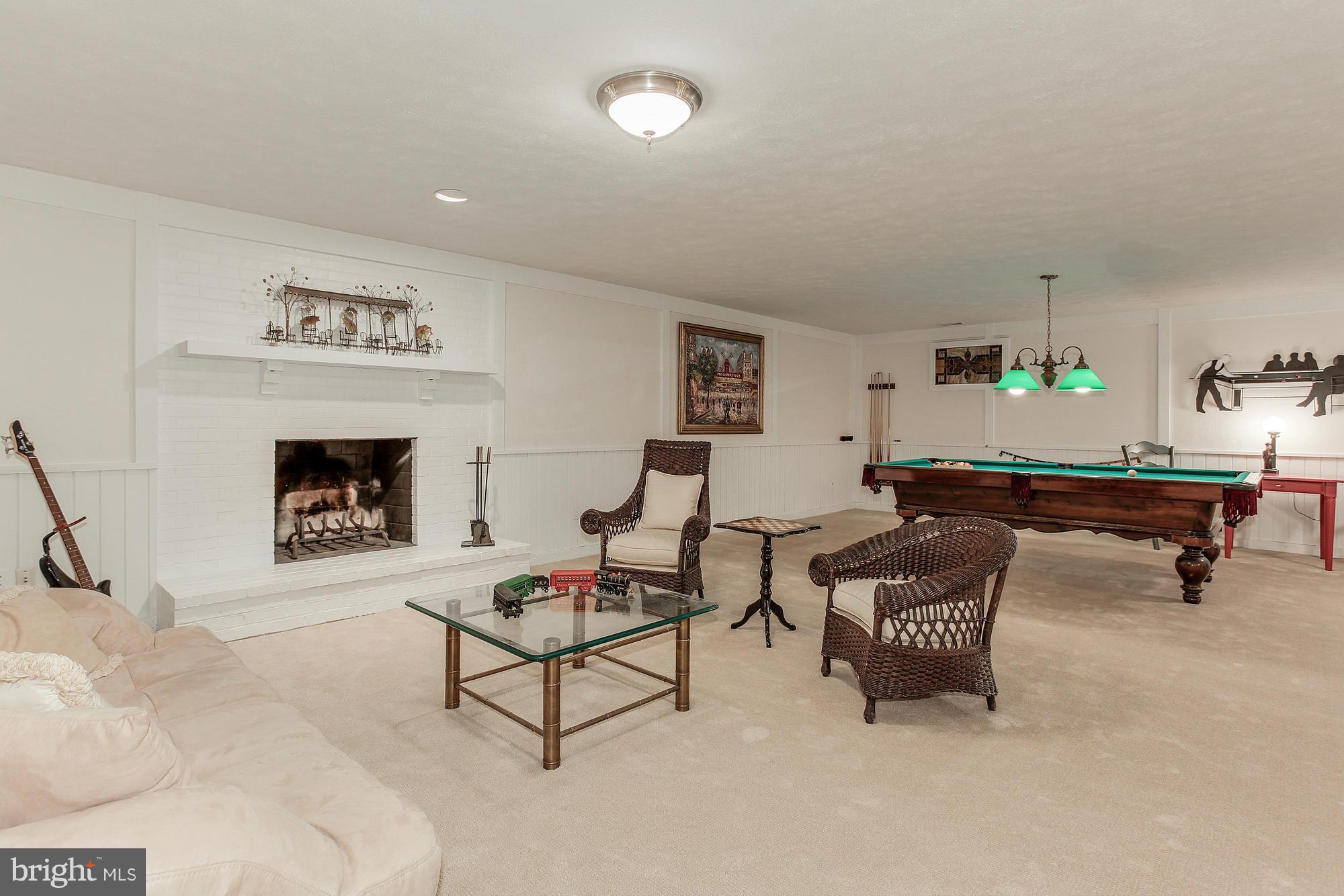 SUMMERWOOD - Residential