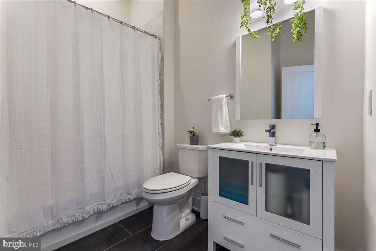 NORTHERN LIBERTIES - Residential Lease