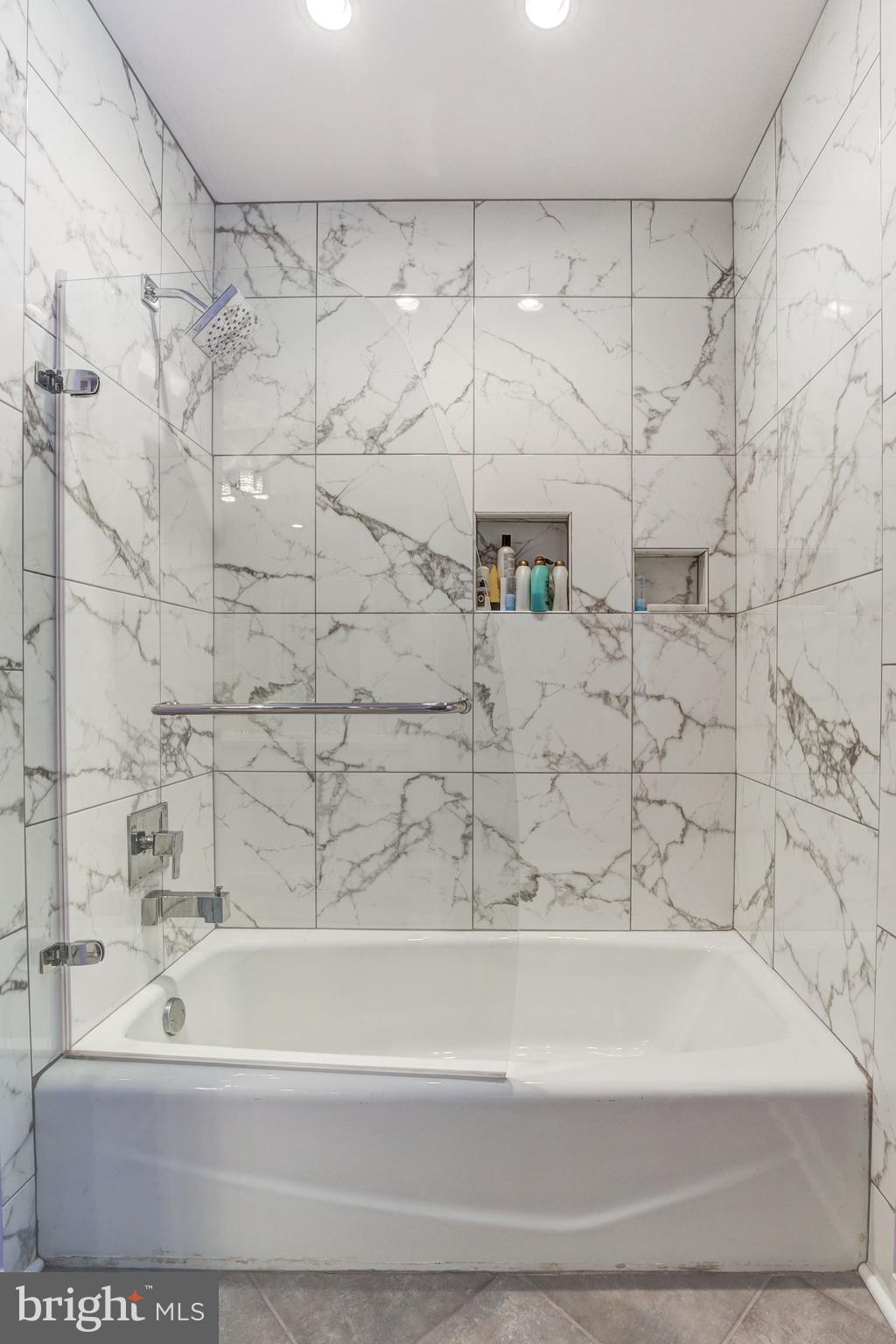 CHAIN BRIDGE FOREST - Residential