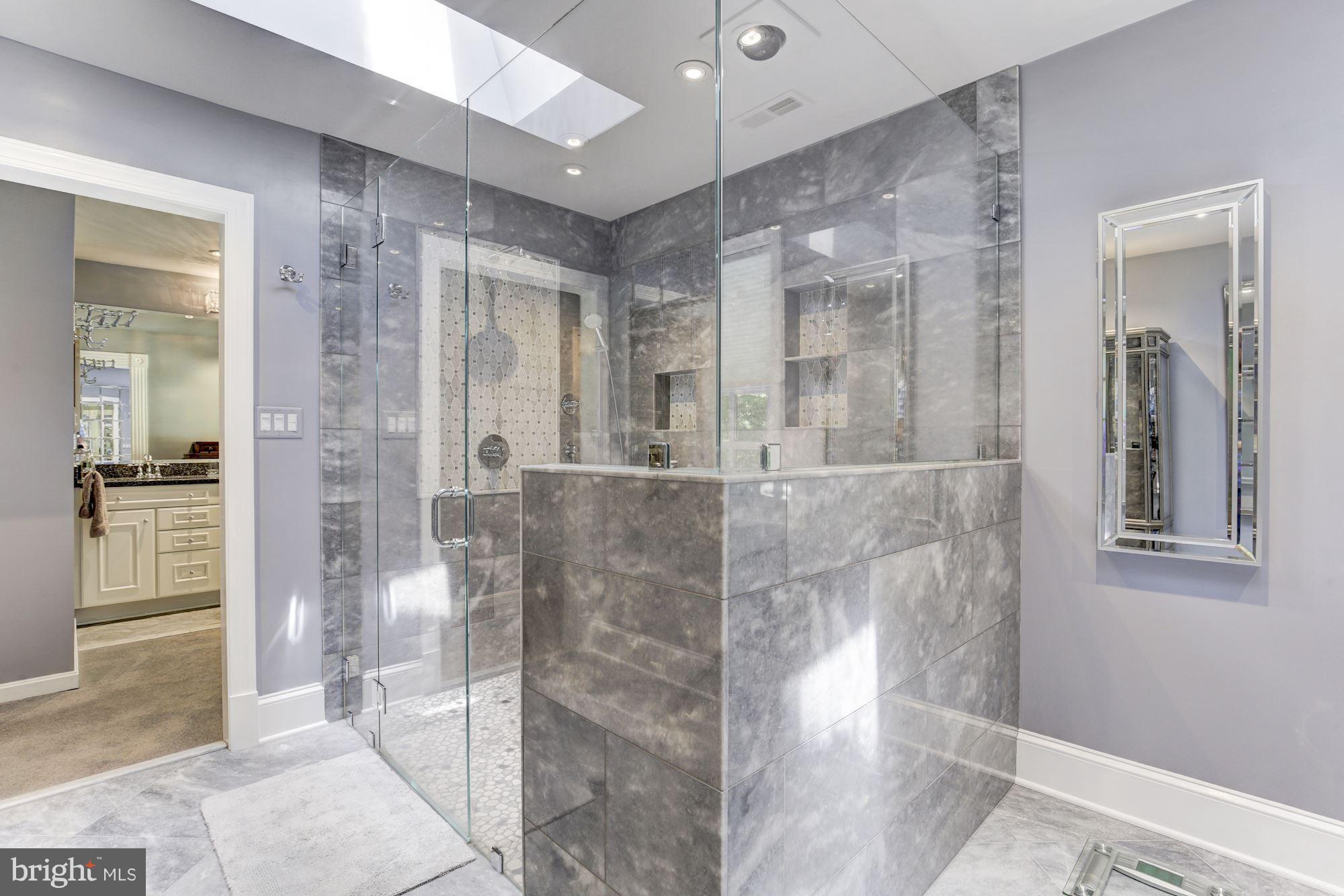 CHAIN BRIDGE FOREST - Residential