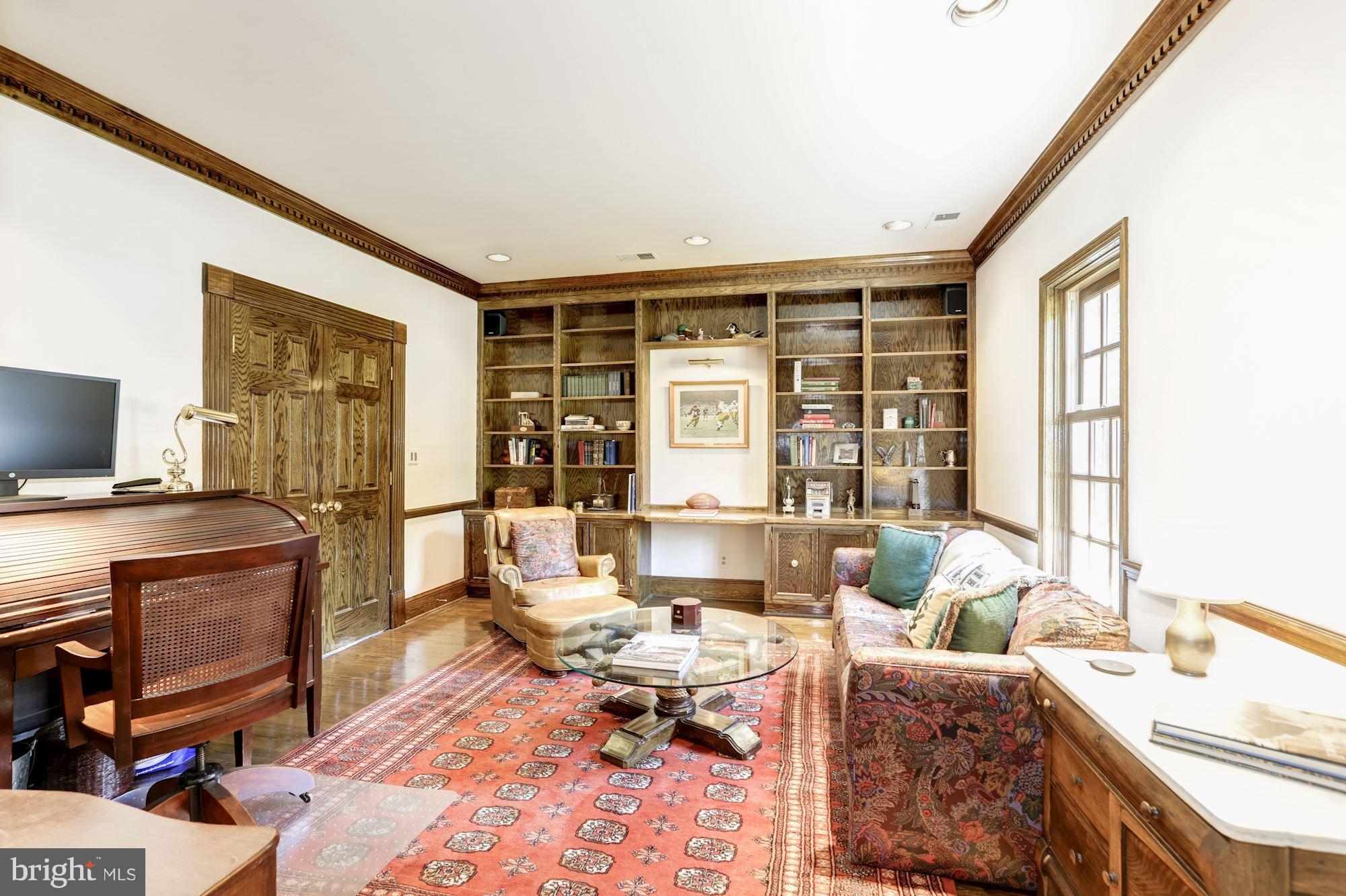 CHAIN BRIDGE FOREST - Residential