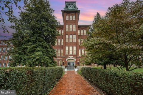 Photo of 917 Columbia Avenue #217, LANCASTER, PA 17603 (MLS # PALA2078130)