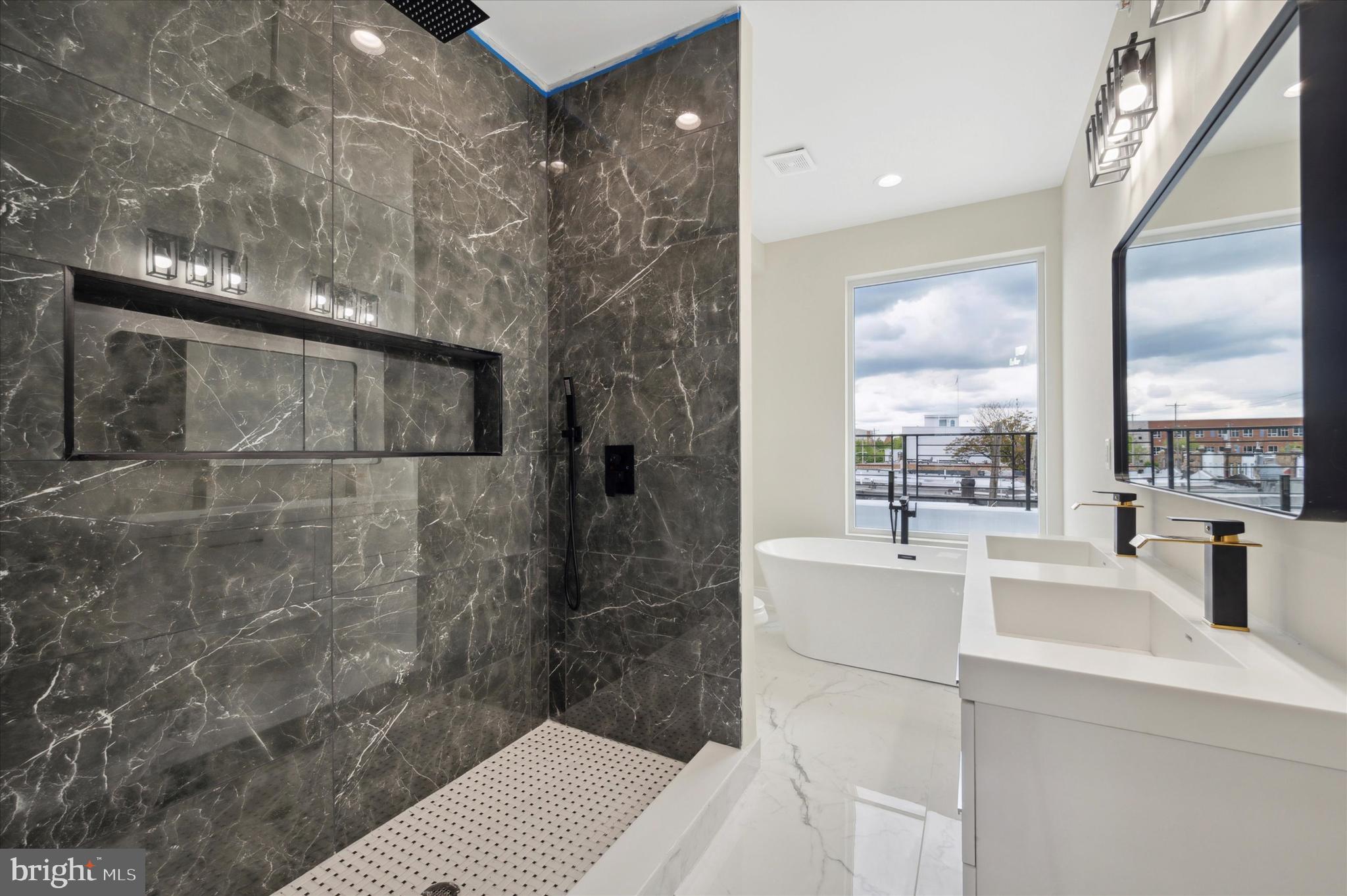 GRAYS FERRY - Residential