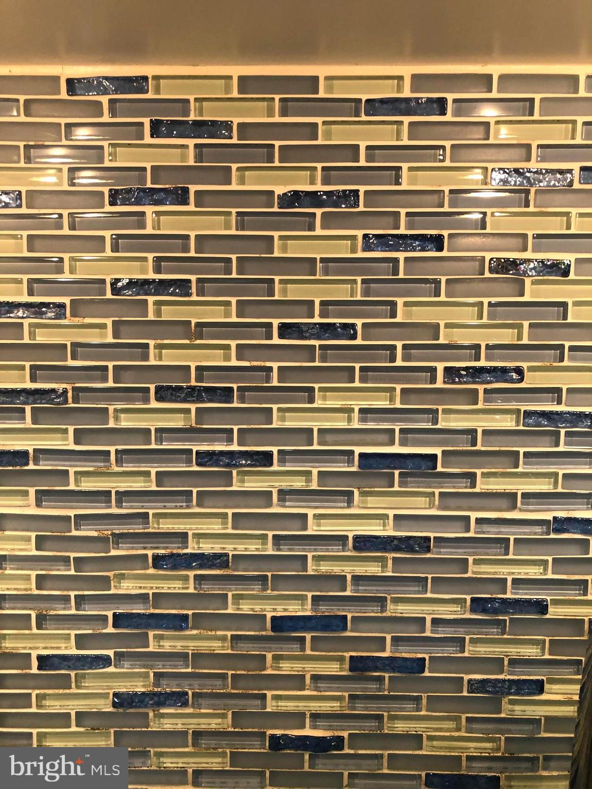 SUBURBAN OAKS - Residential