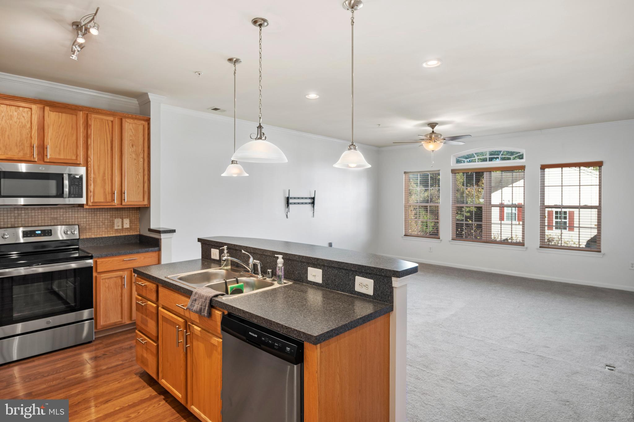 RICHFIELD STATION VILLAGE - Residential