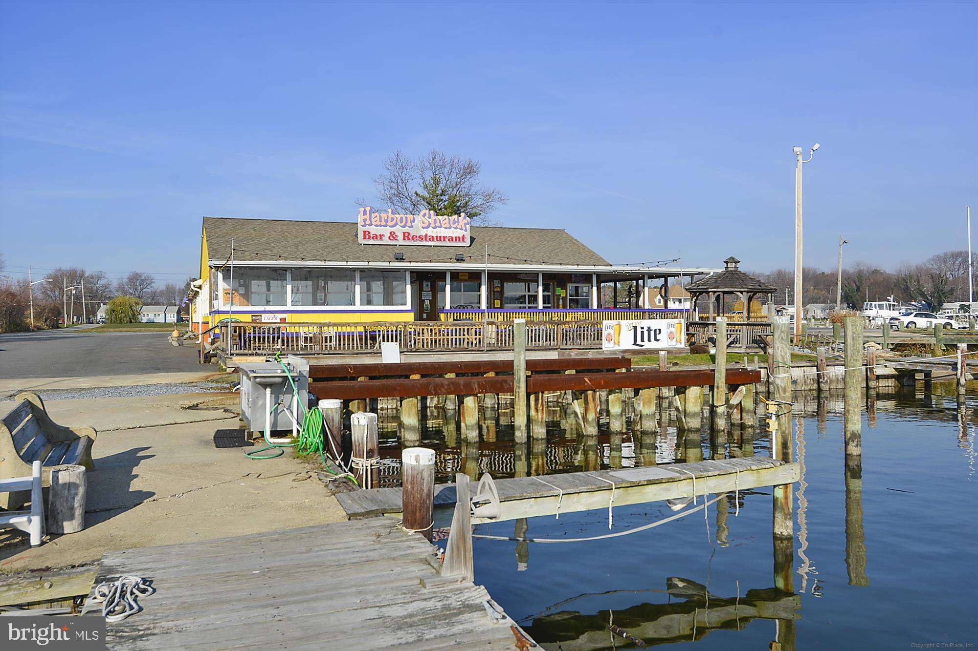 ROCK HALL - Residential