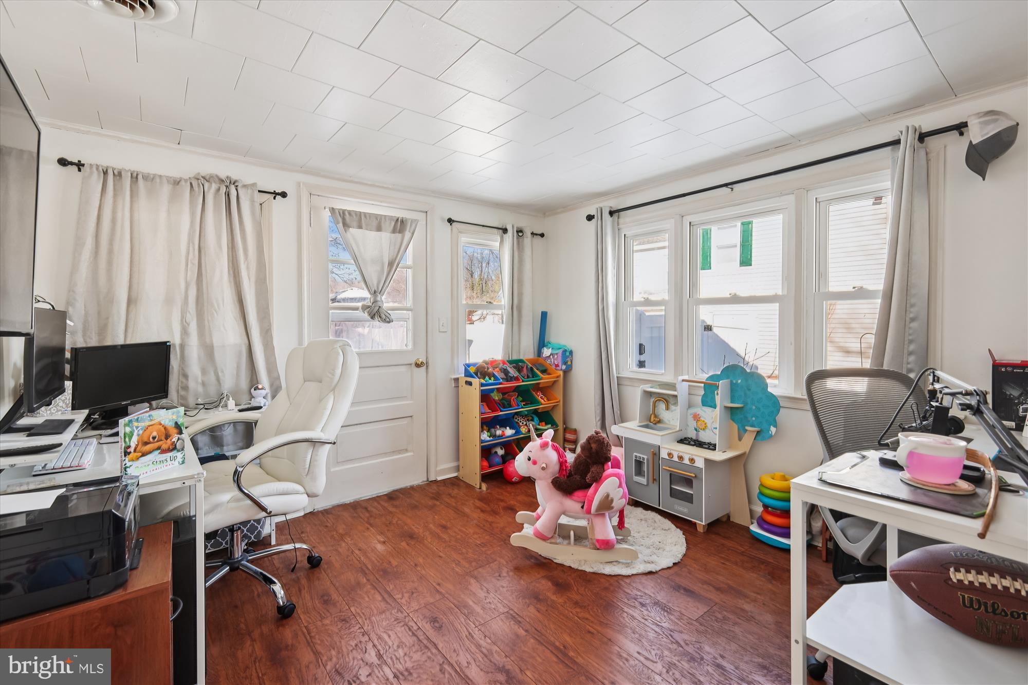 ROCK HALL - Residential