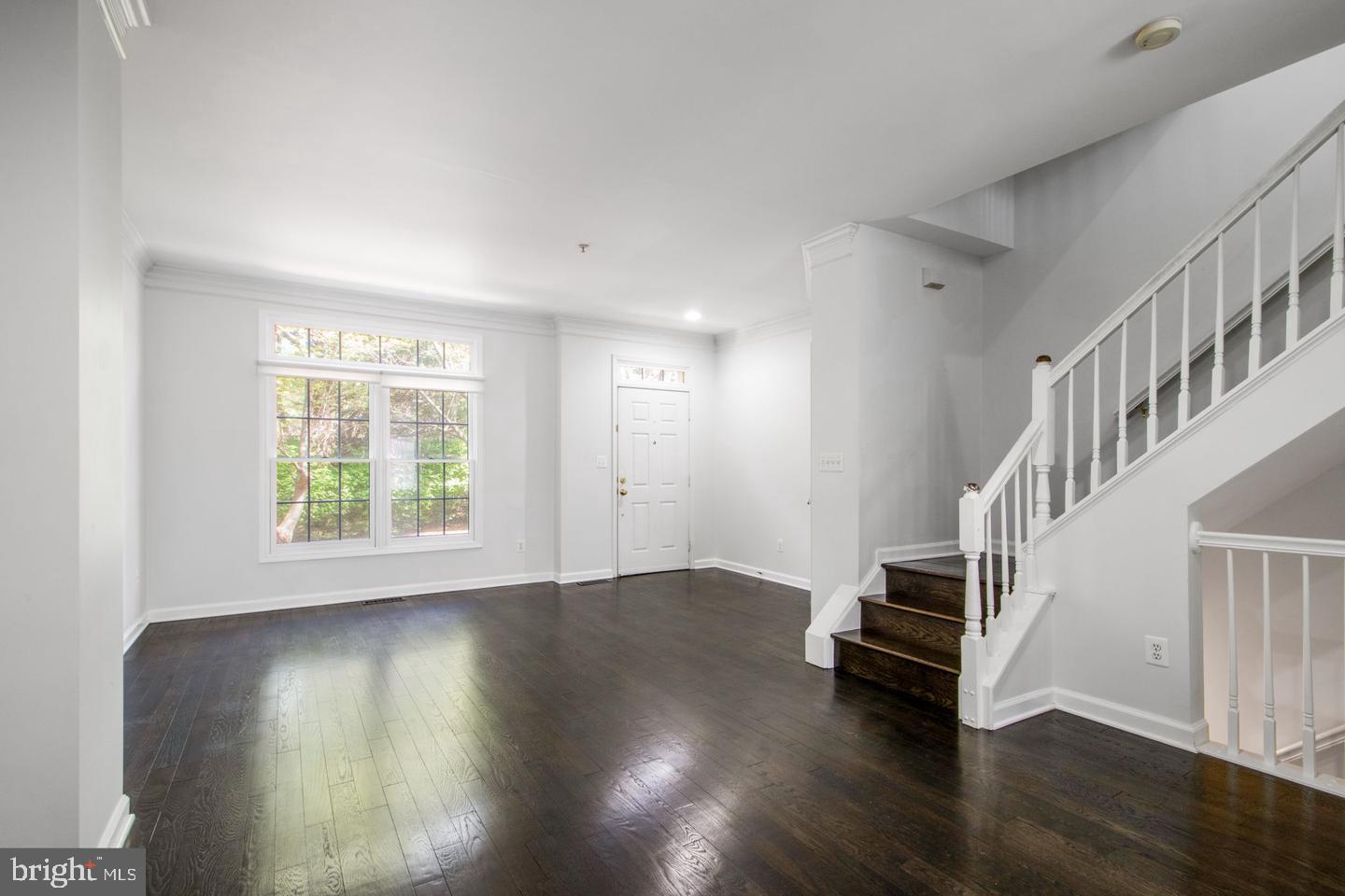 8830 MANSION VIEW COURT