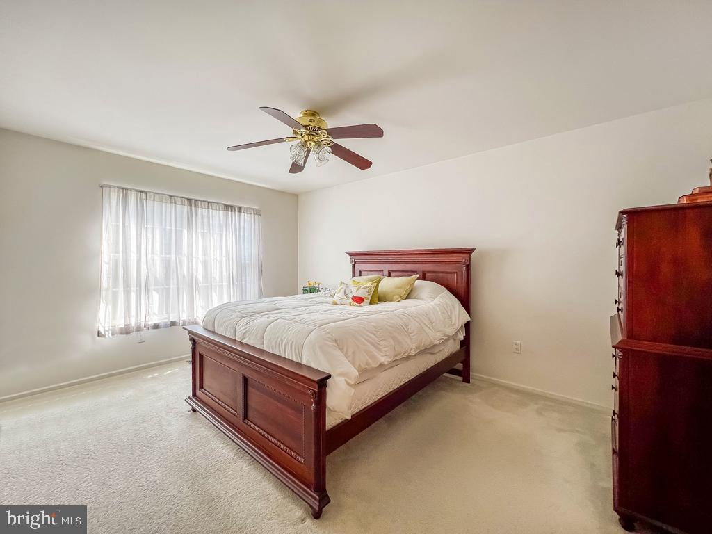 LANTERN HILL - Residential