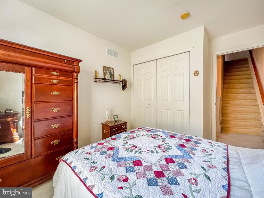 LANTERN HILL - Residential