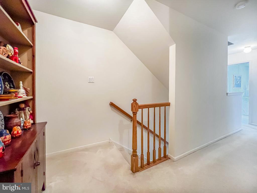 LANTERN HILL - Residential