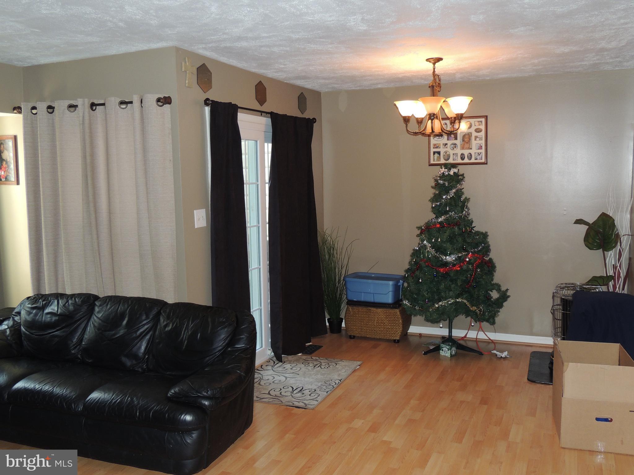 POTOMAC HILLS - Residential