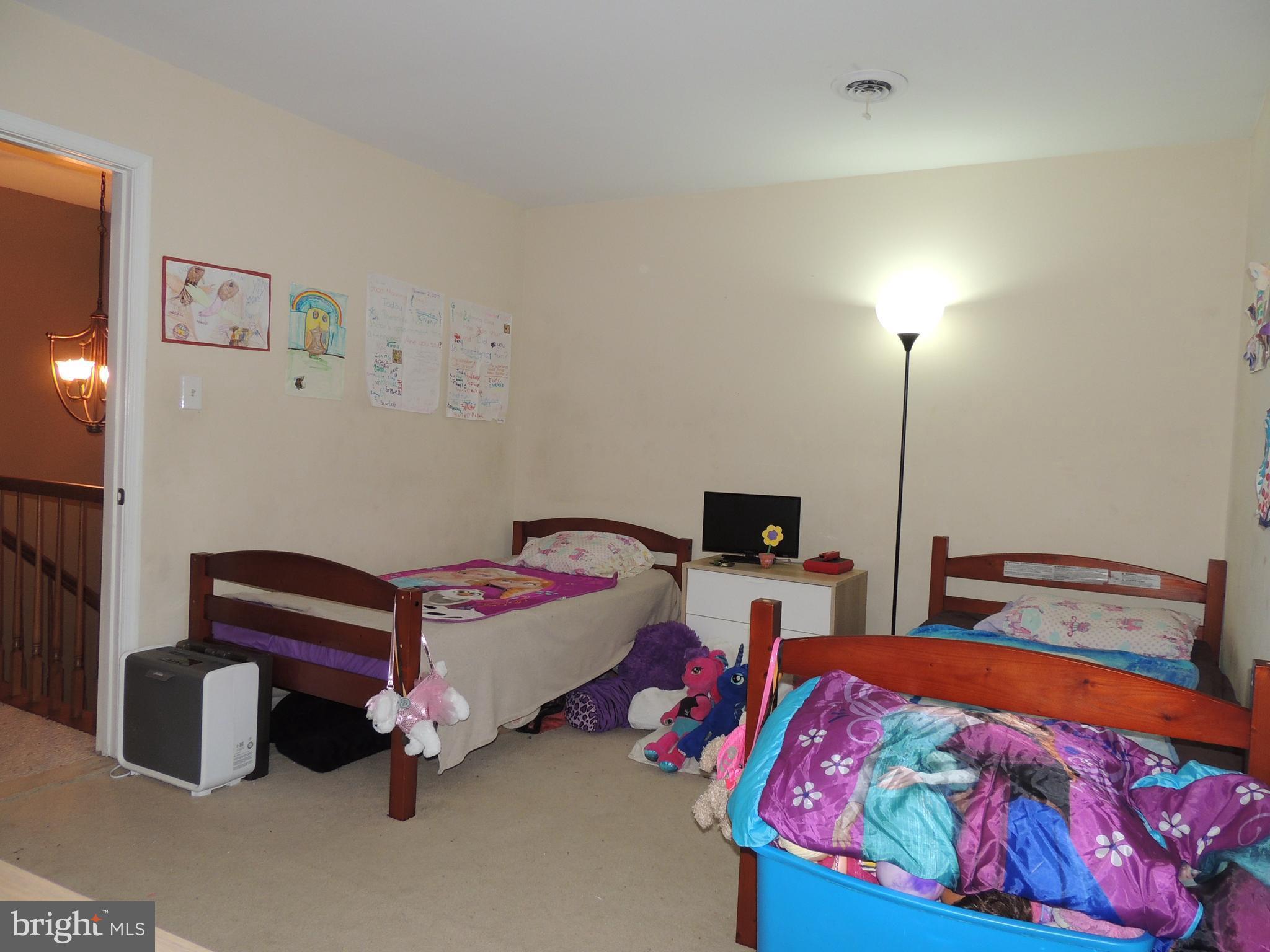 POTOMAC HILLS - Residential