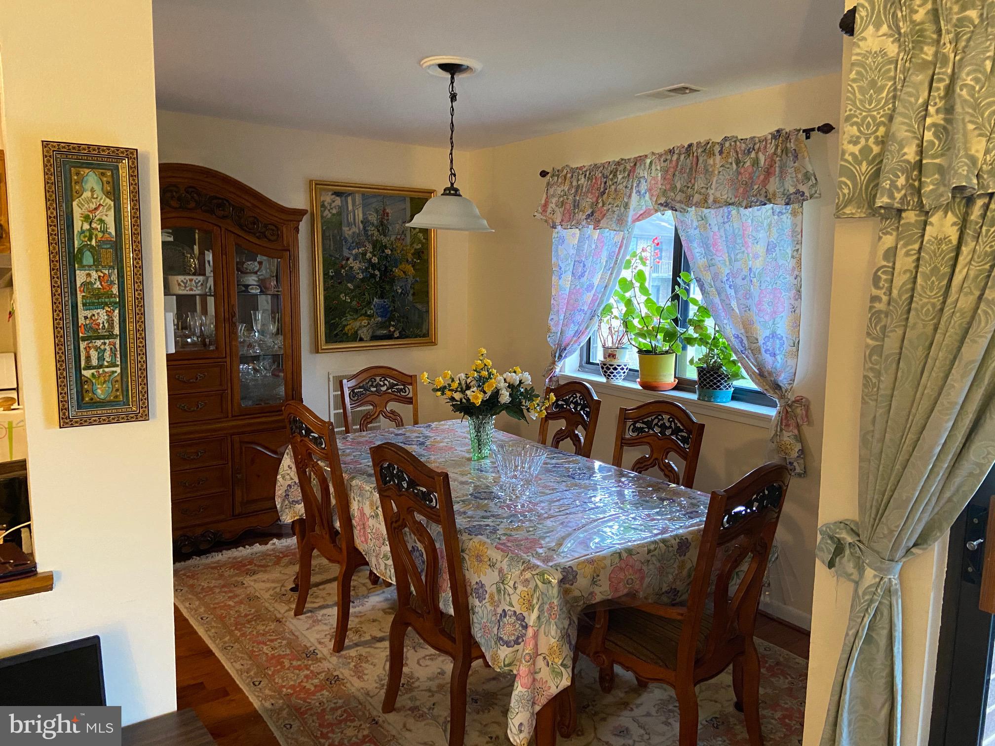 VILLAGE OF LONG REACH - Residential