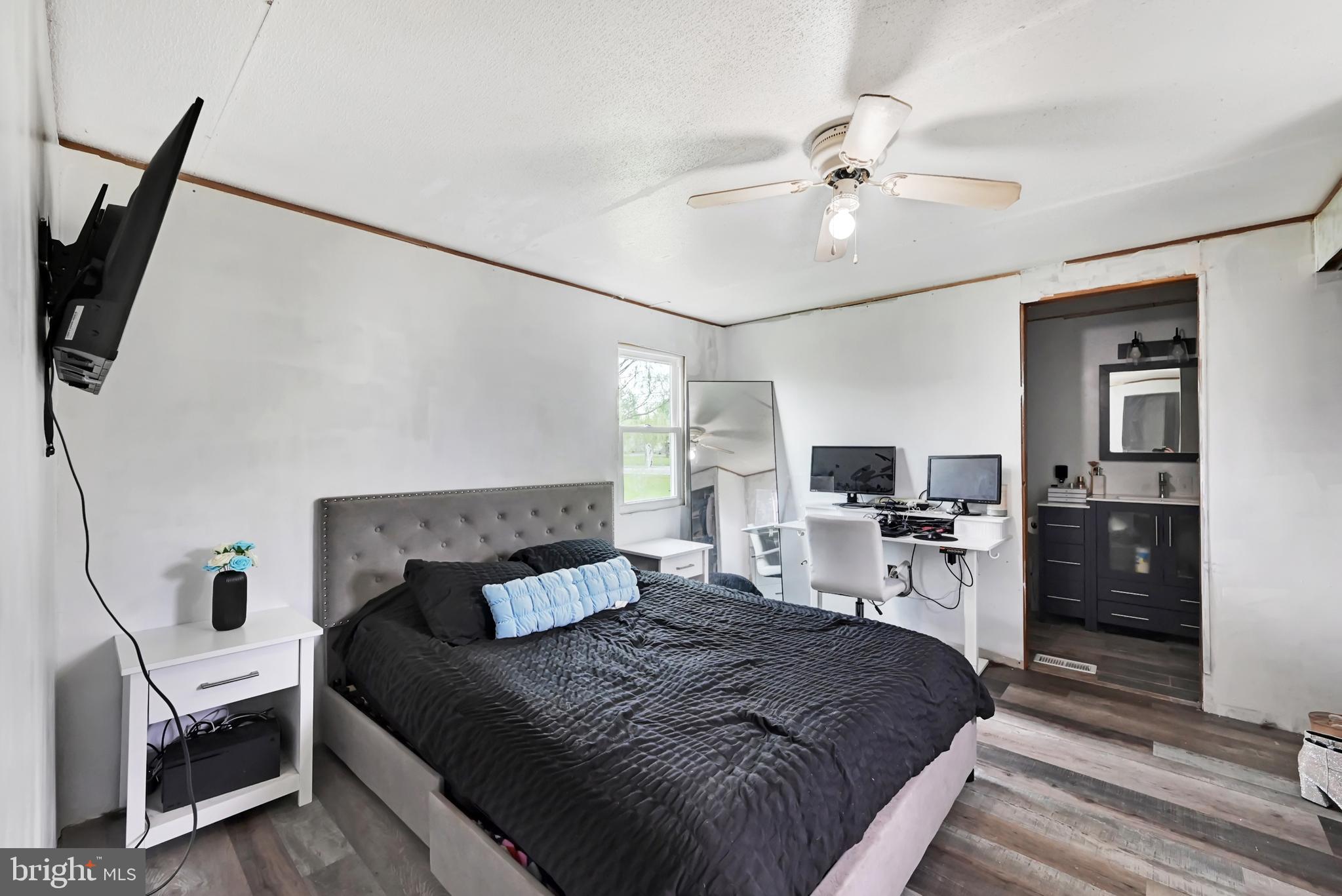 NEW OXFORD AREA - Residential