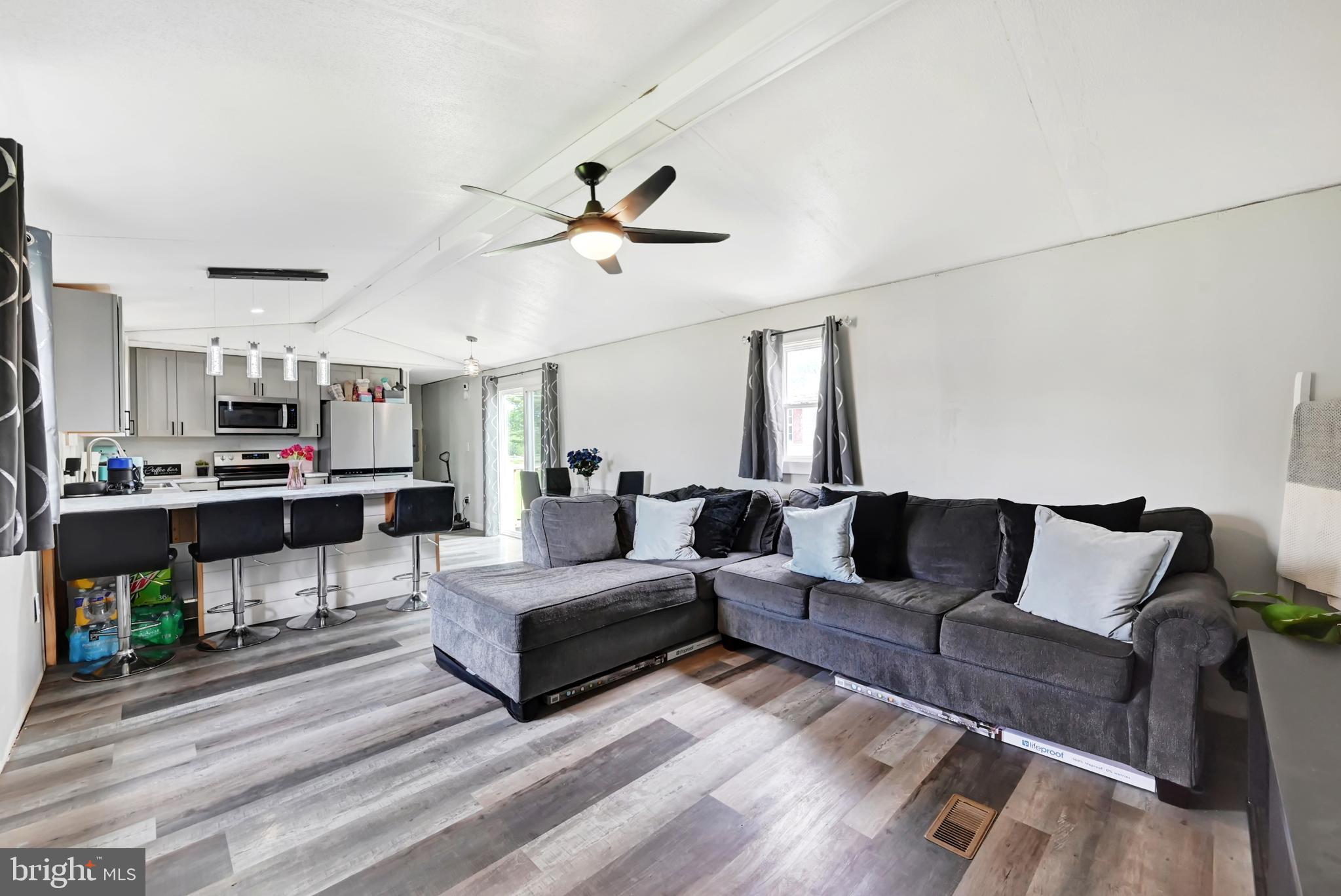 NEW OXFORD AREA - Residential
