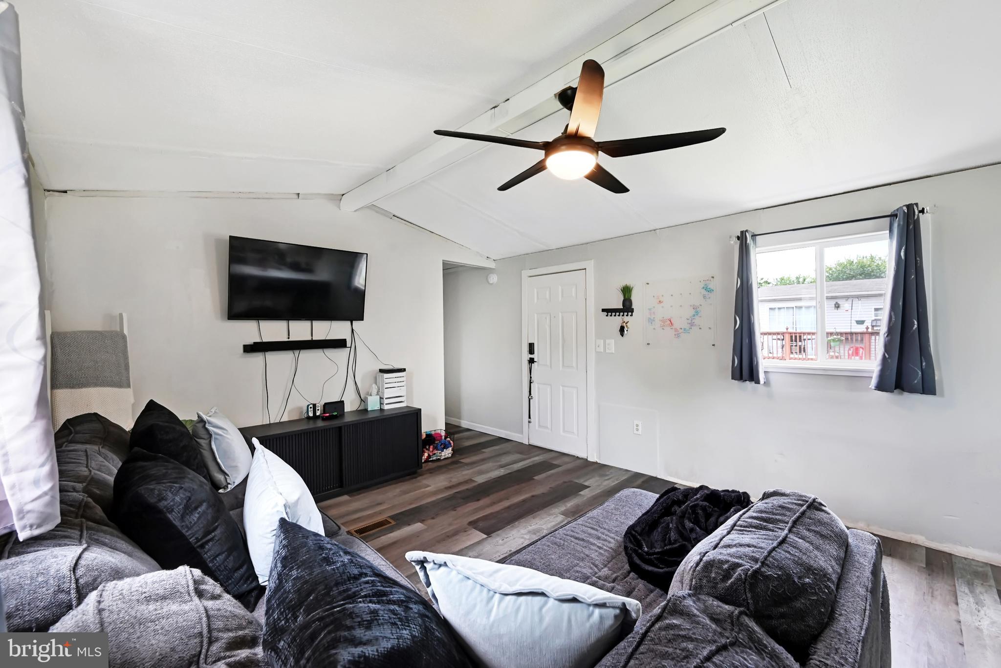 NEW OXFORD AREA - Residential