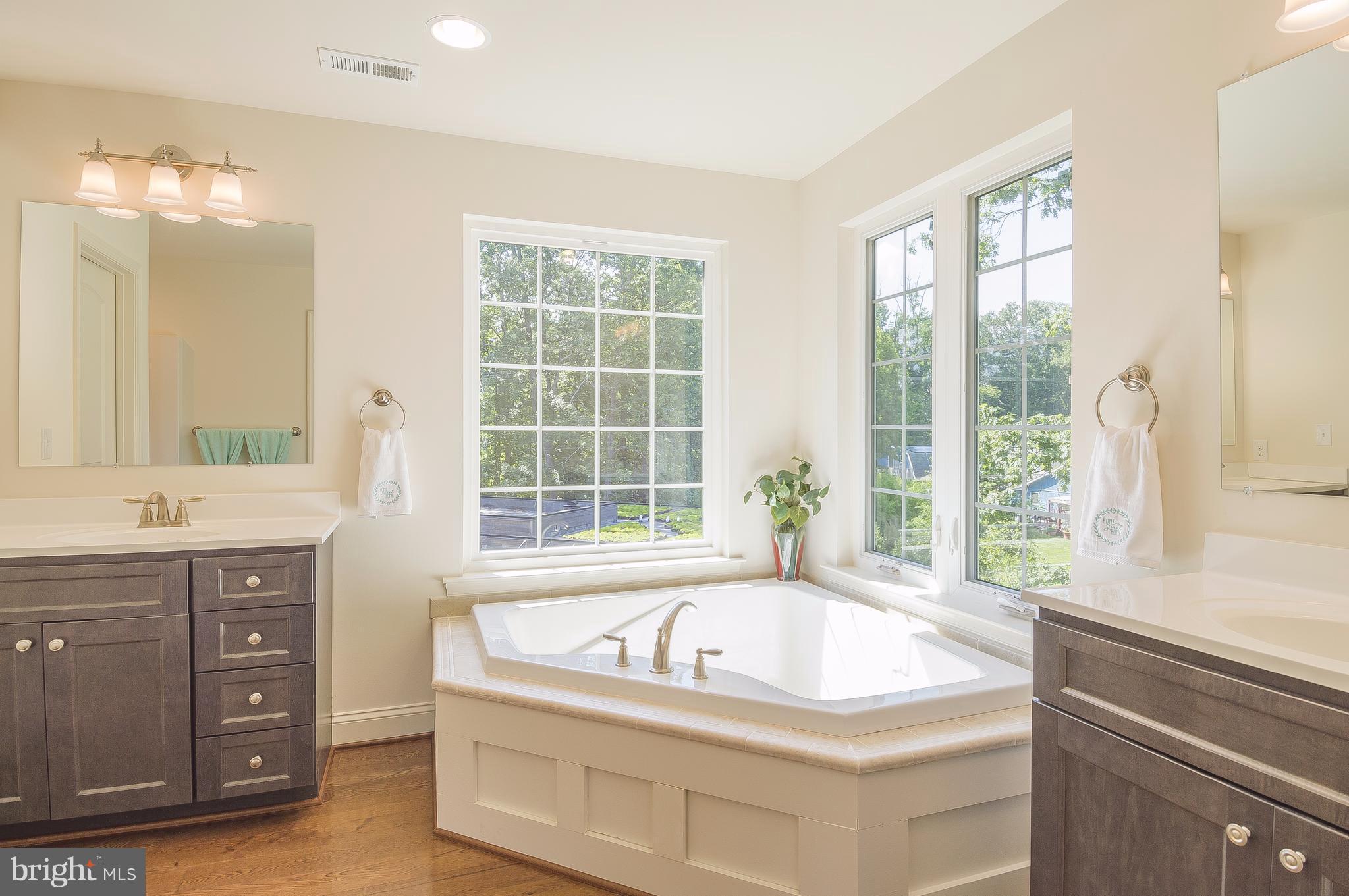 NORTH BEACH PARK - Residential