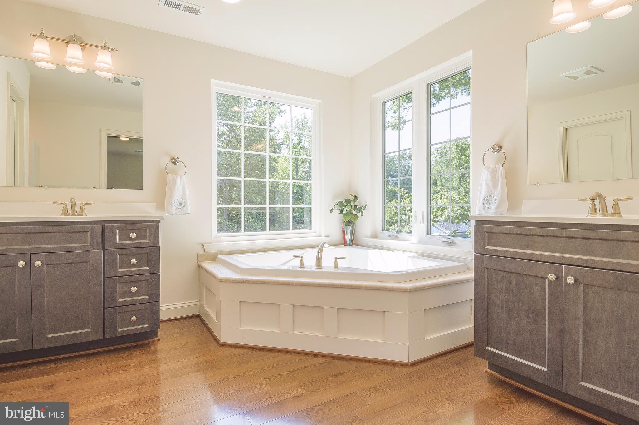 NORTH BEACH PARK - Residential