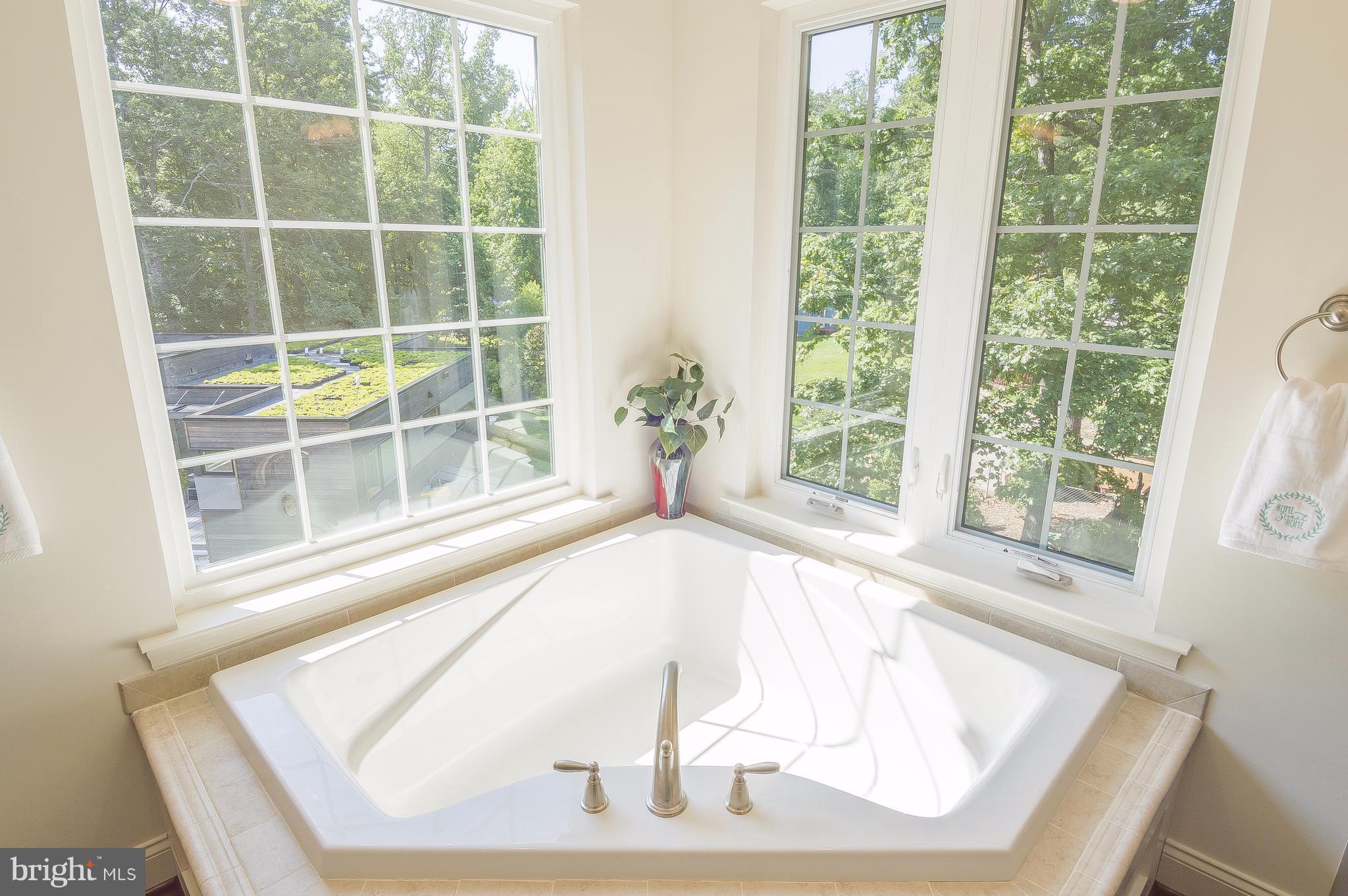 NORTH BEACH PARK - Residential