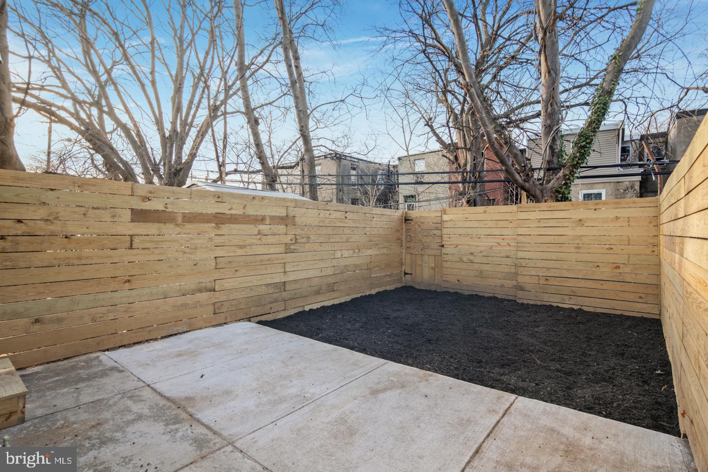 MANTUA - Residential