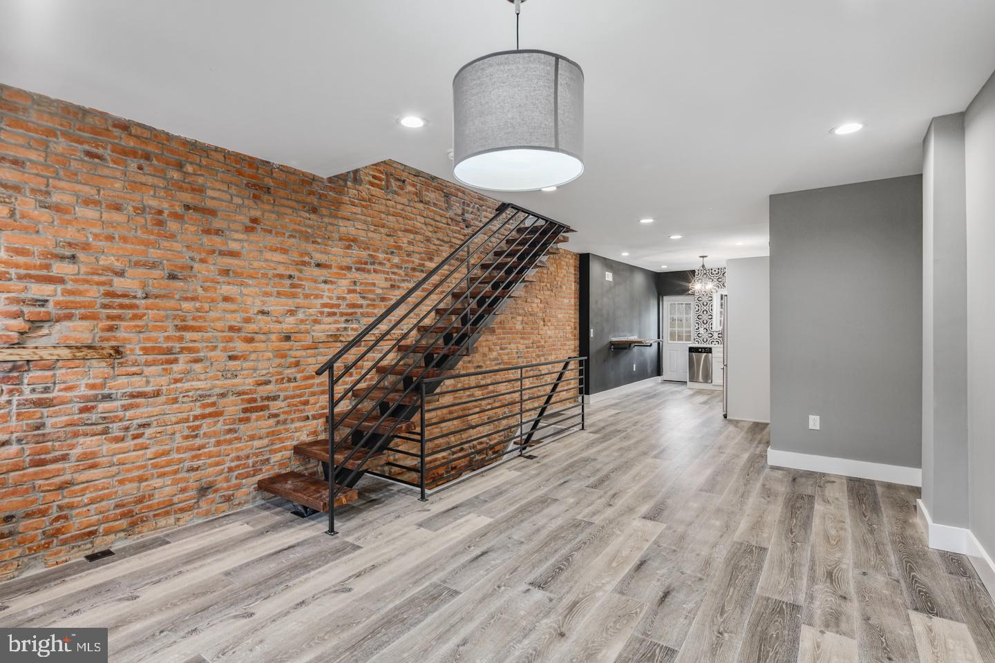 MANTUA - Residential