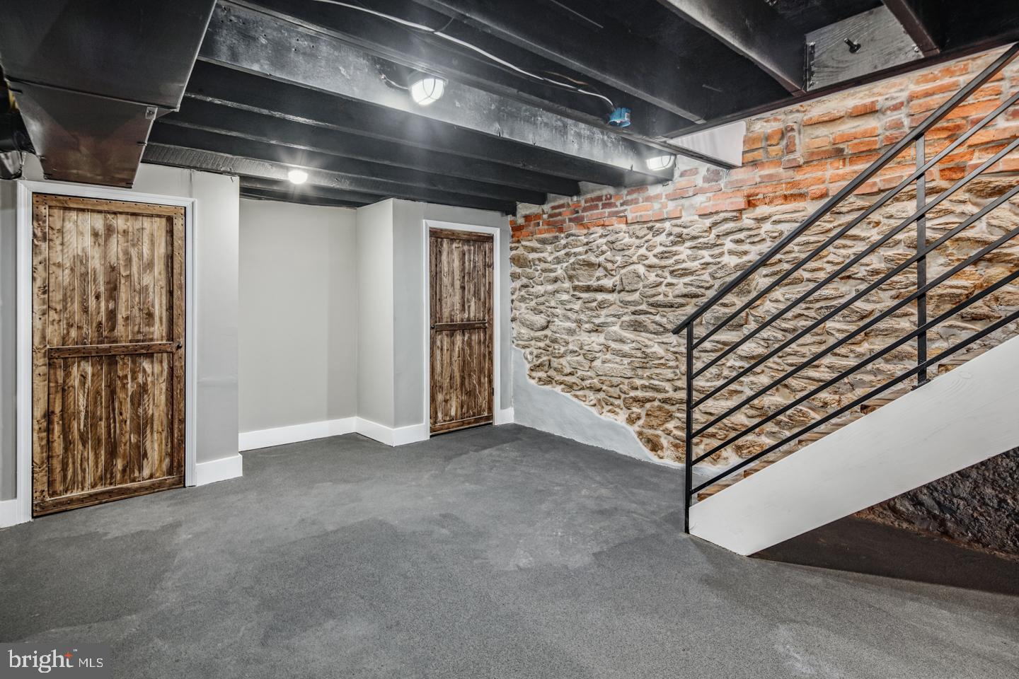 MANTUA - Residential