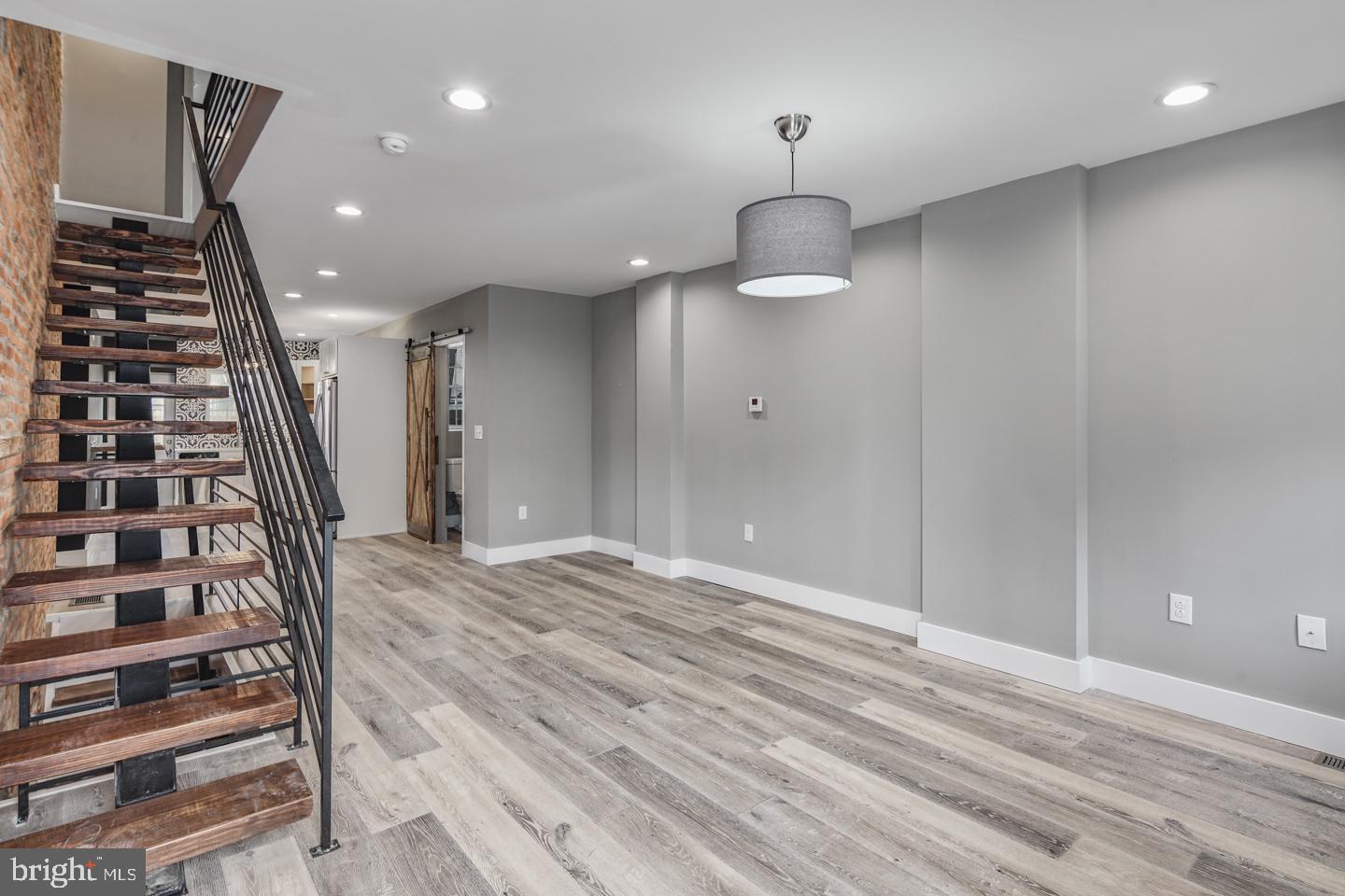 MANTUA - Residential