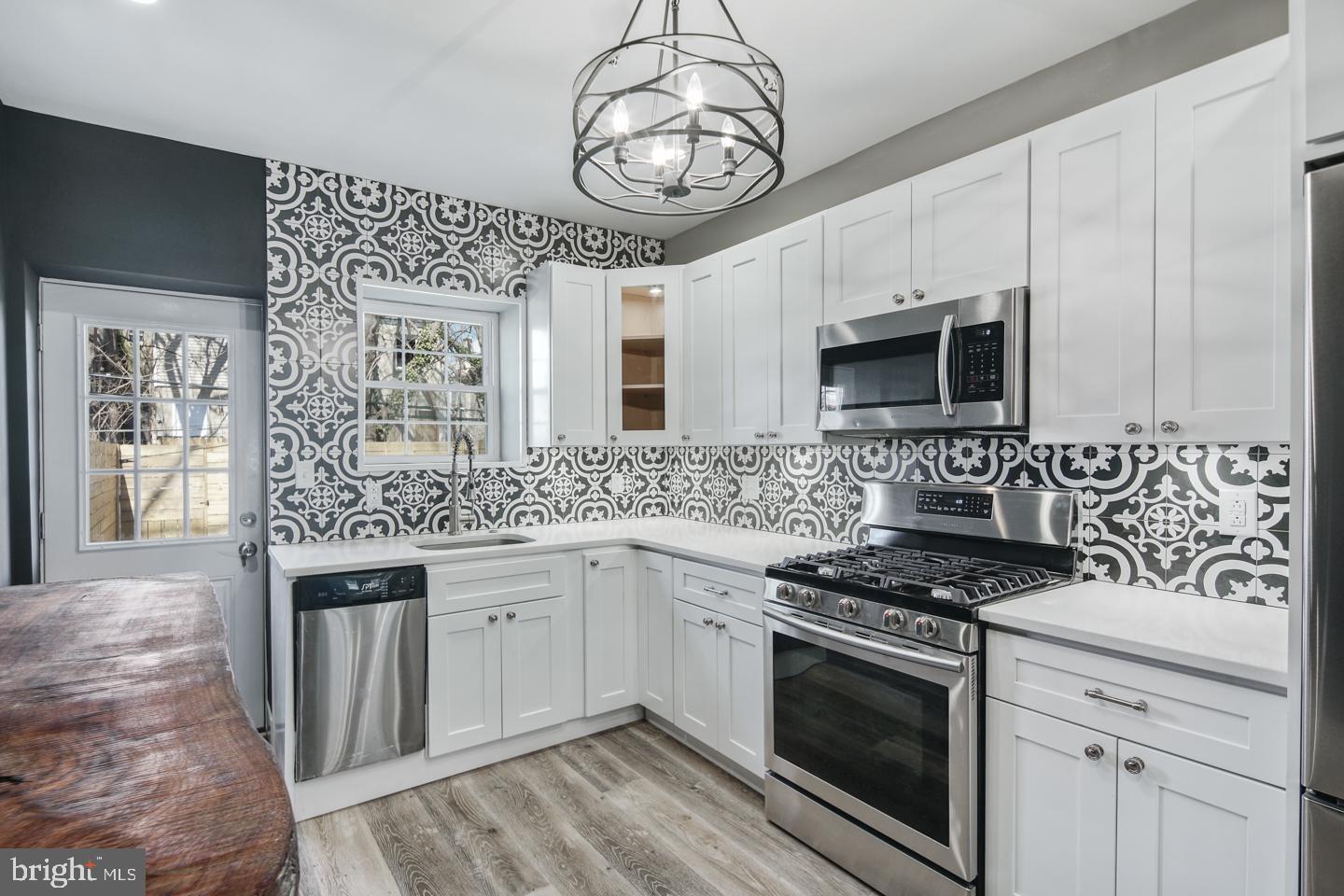 MANTUA - Residential