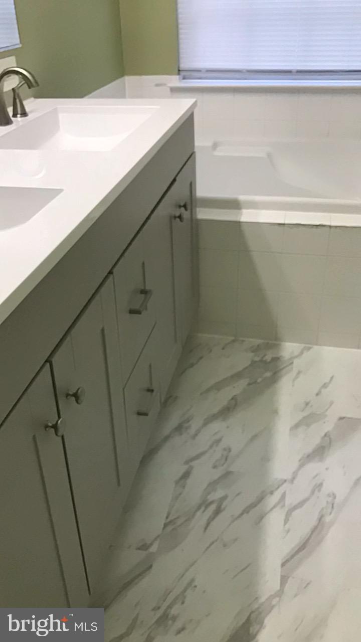 MARKHAMS GRANT - Residential Lease