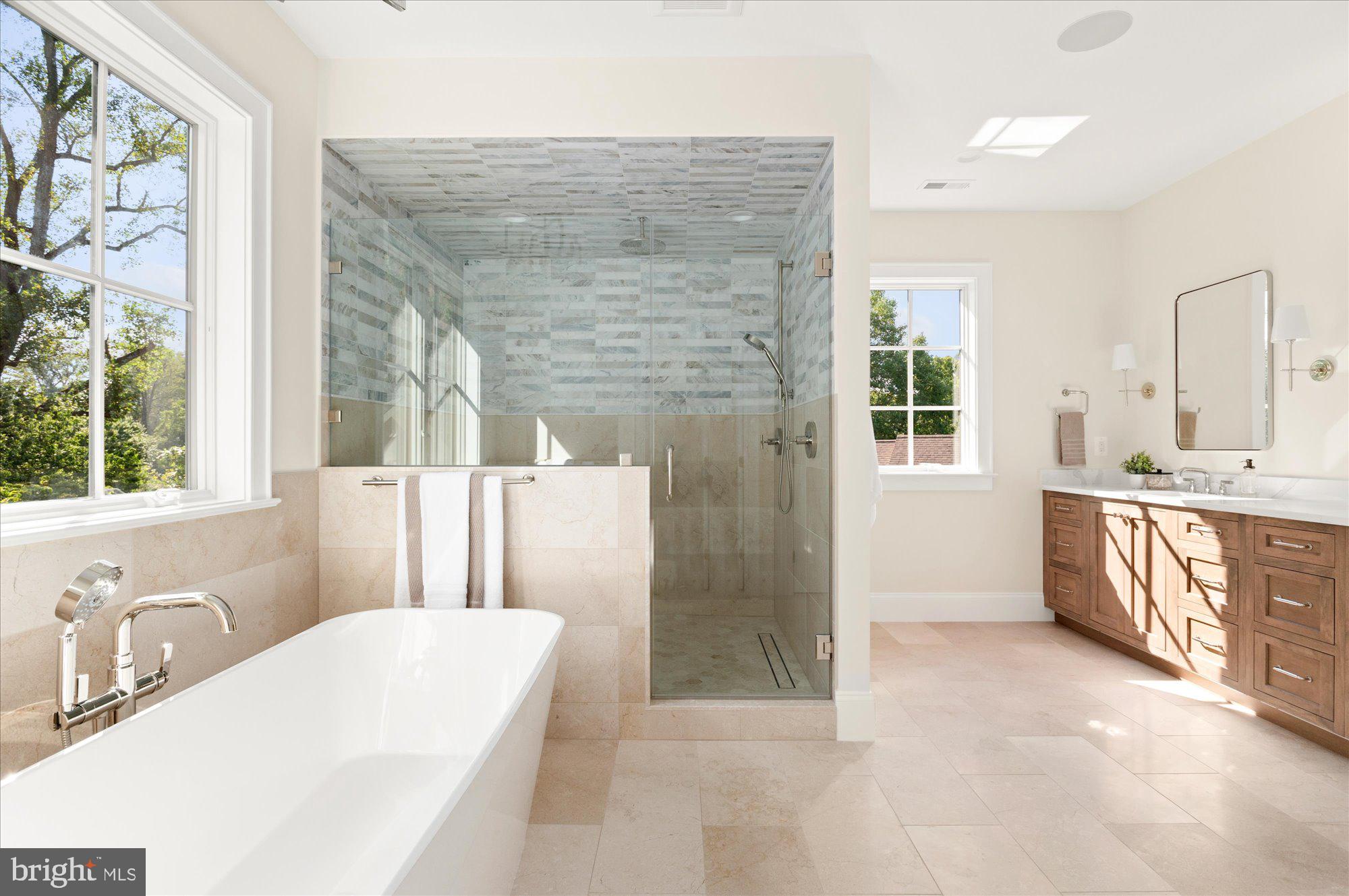 COUNTRY CLUB HILLS - Residential