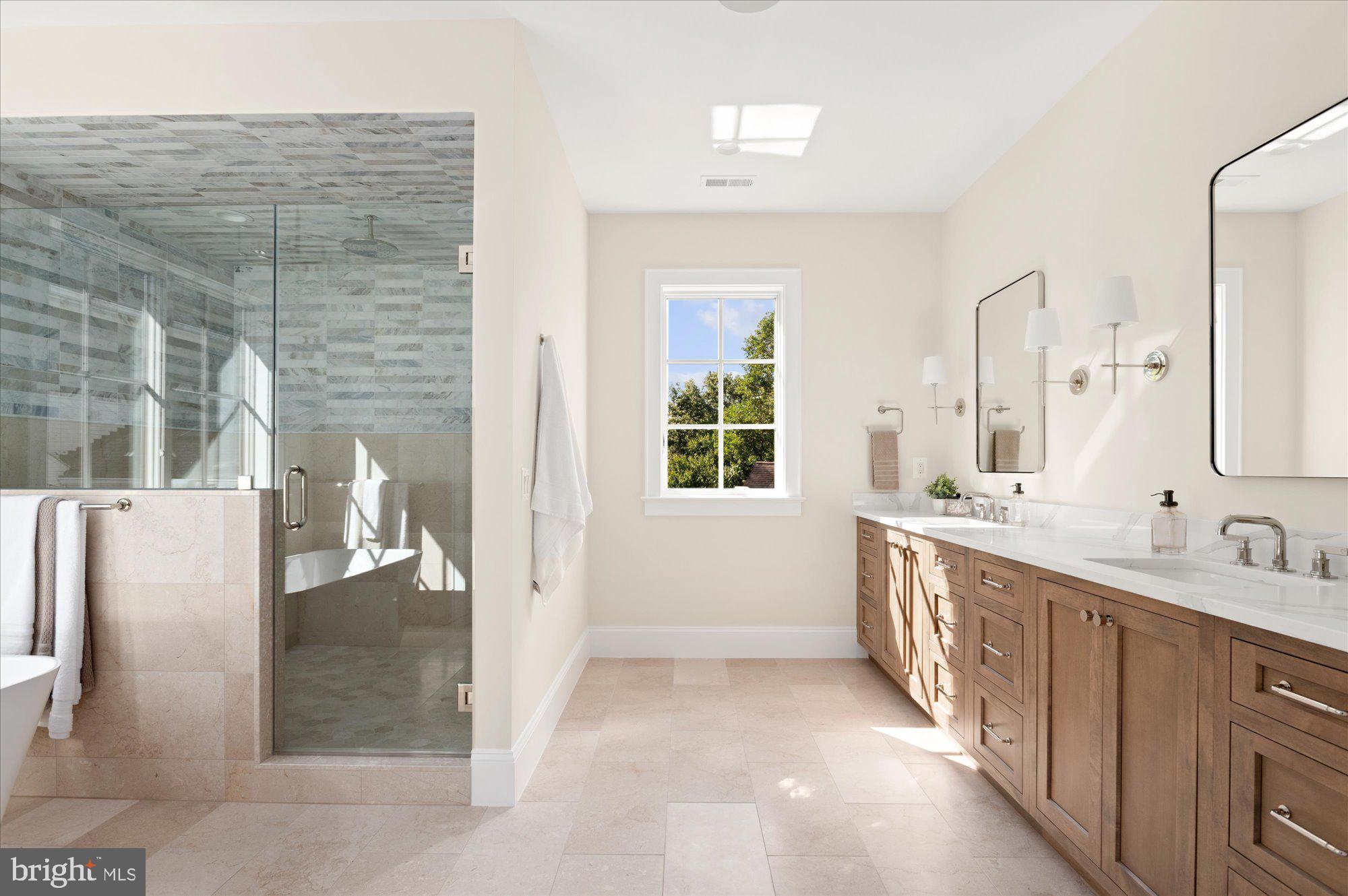 COUNTRY CLUB HILLS - Residential