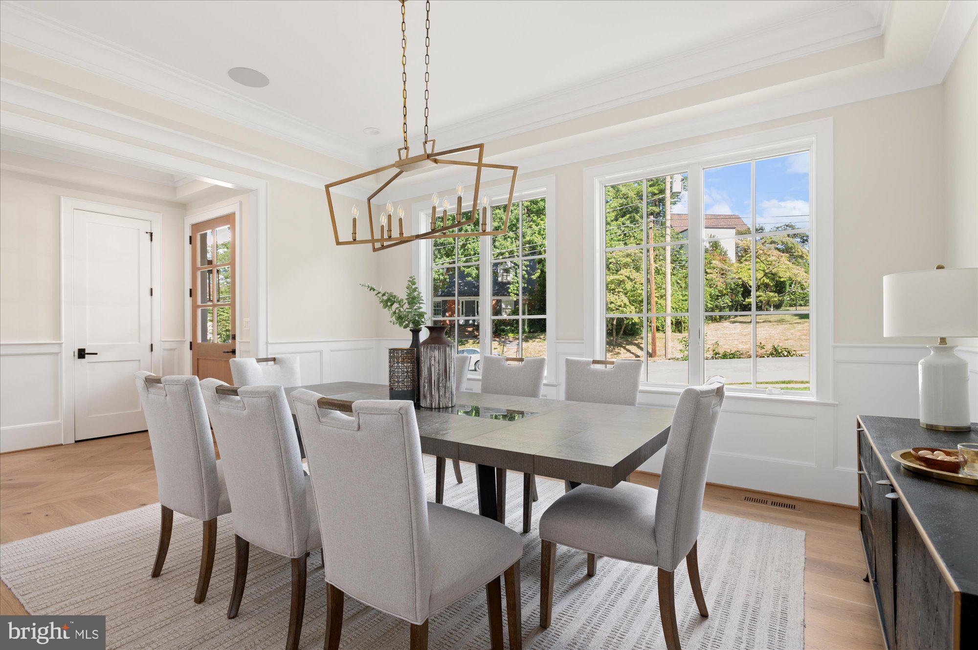 COUNTRY CLUB HILLS - Residential