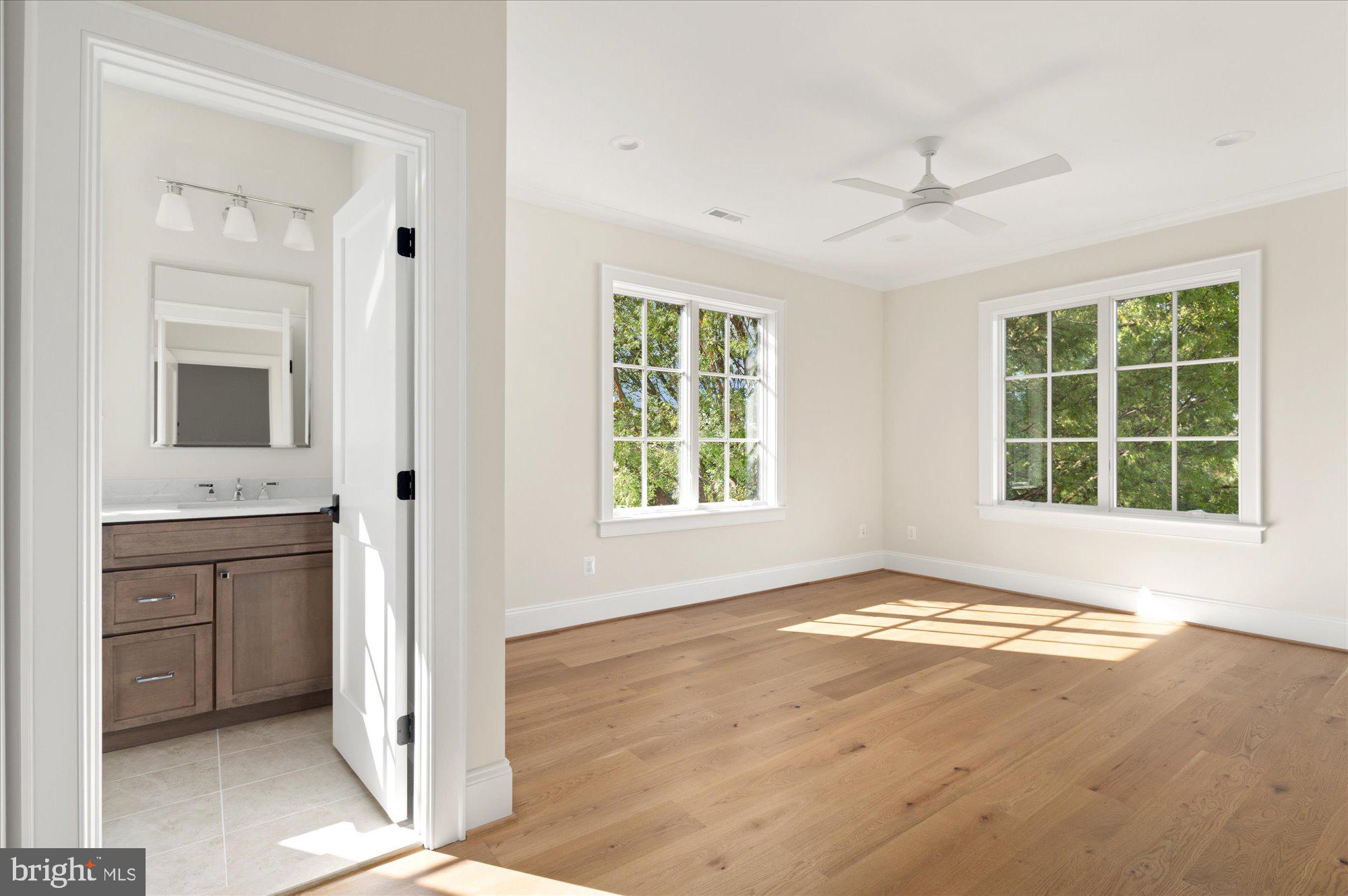 COUNTRY CLUB HILLS - Residential