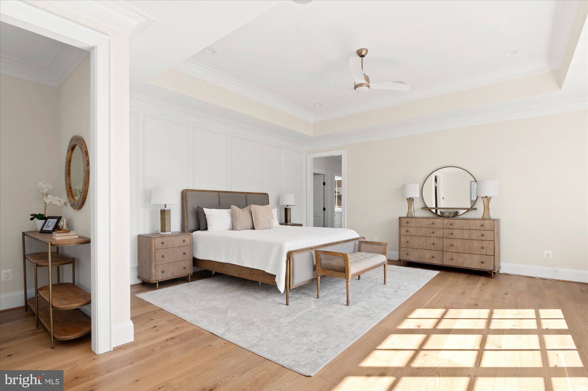 COUNTRY CLUB HILLS - Residential